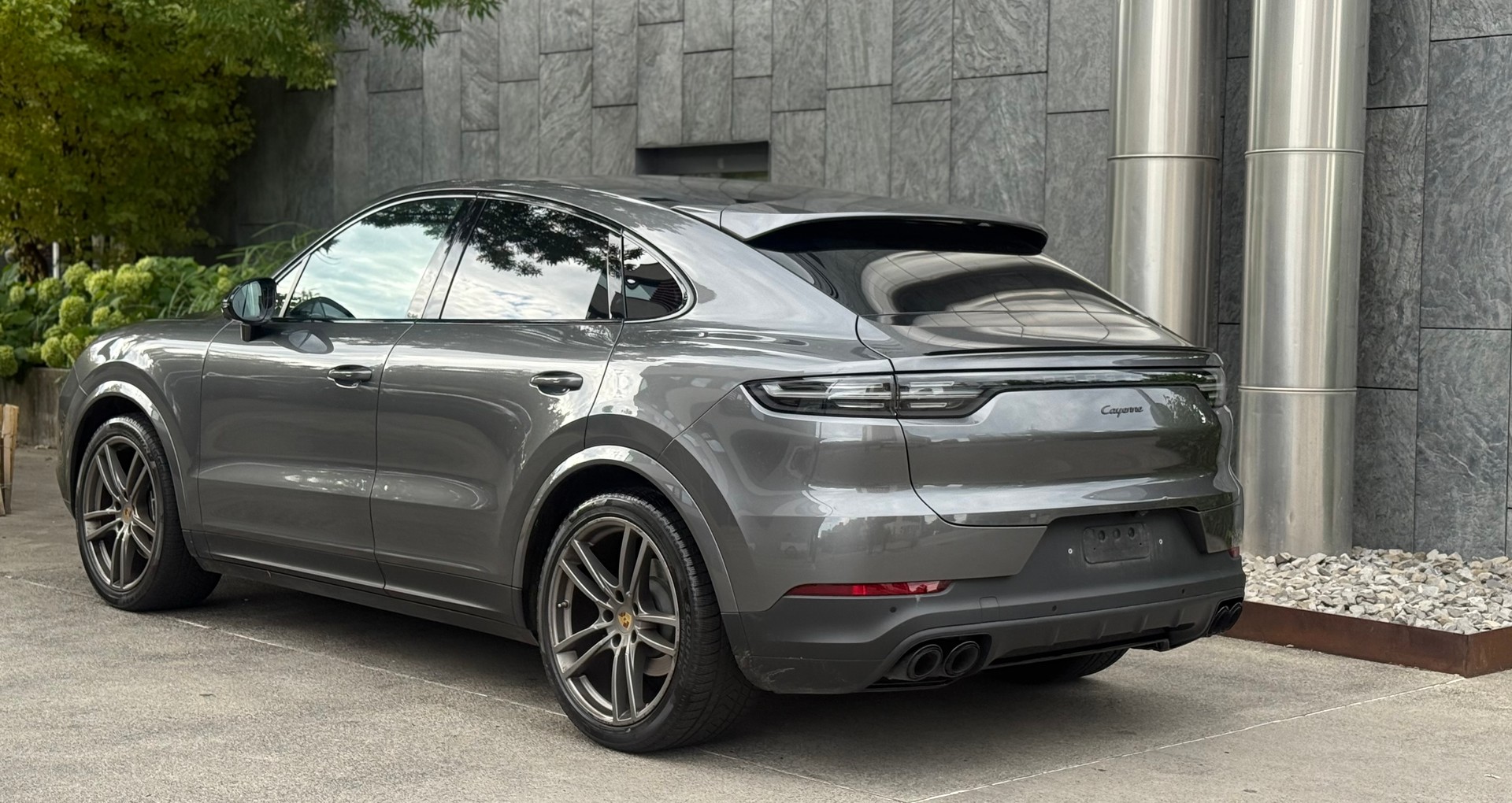 PORSCHE Cayenne Coupé-image-2