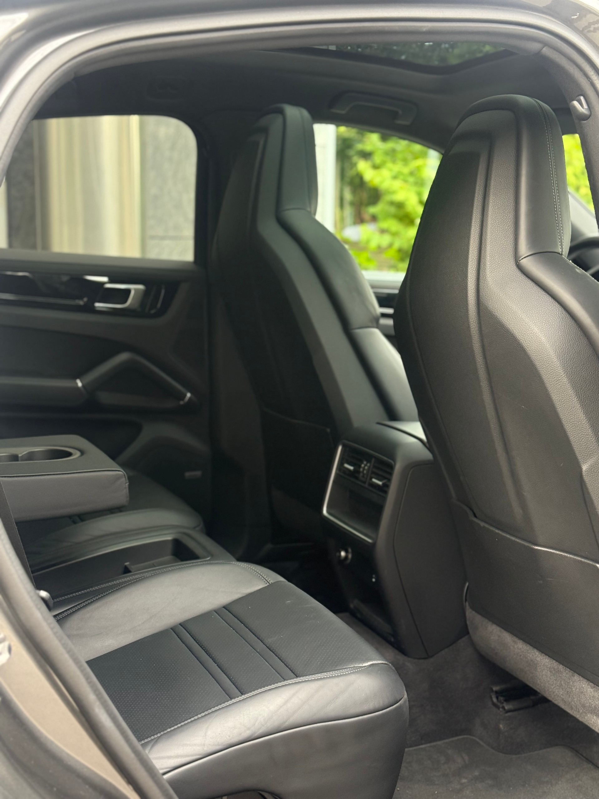 PORSCHE Cayenne Coupé-image-10