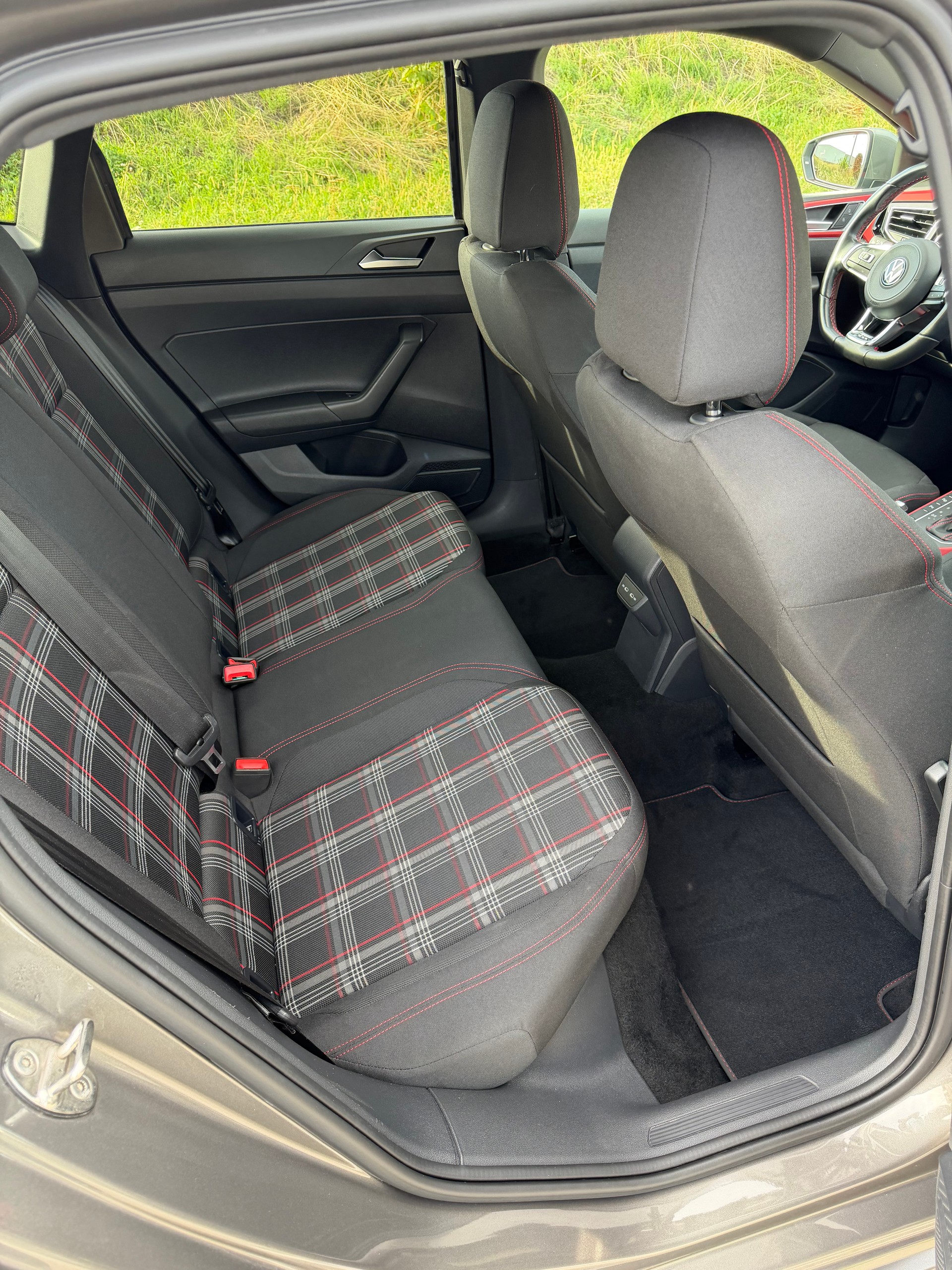 VW 2.0 TSI GTI DSG-image-3