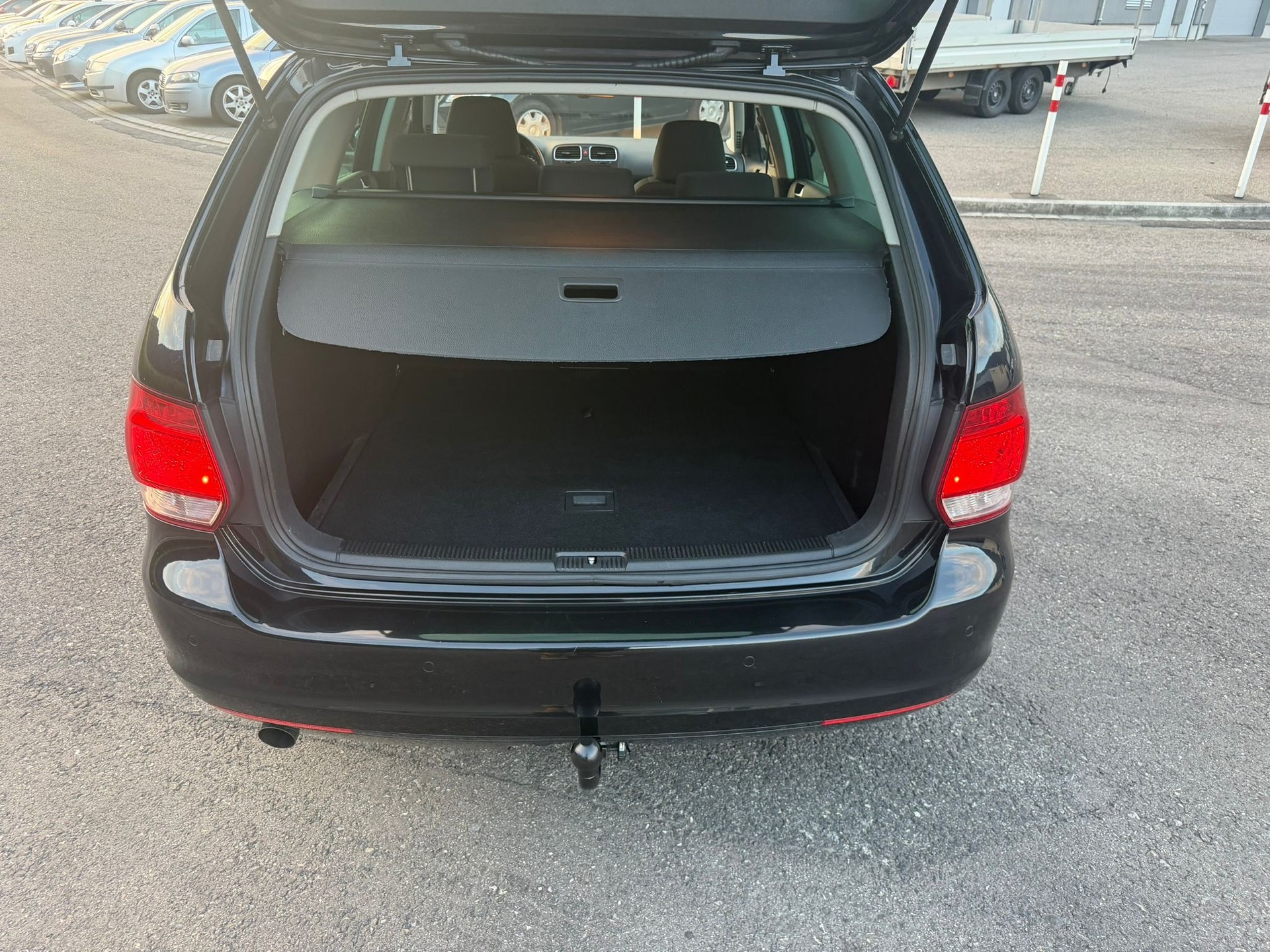 VW Golf Variant 1.6 TDI Comfortline-image-10