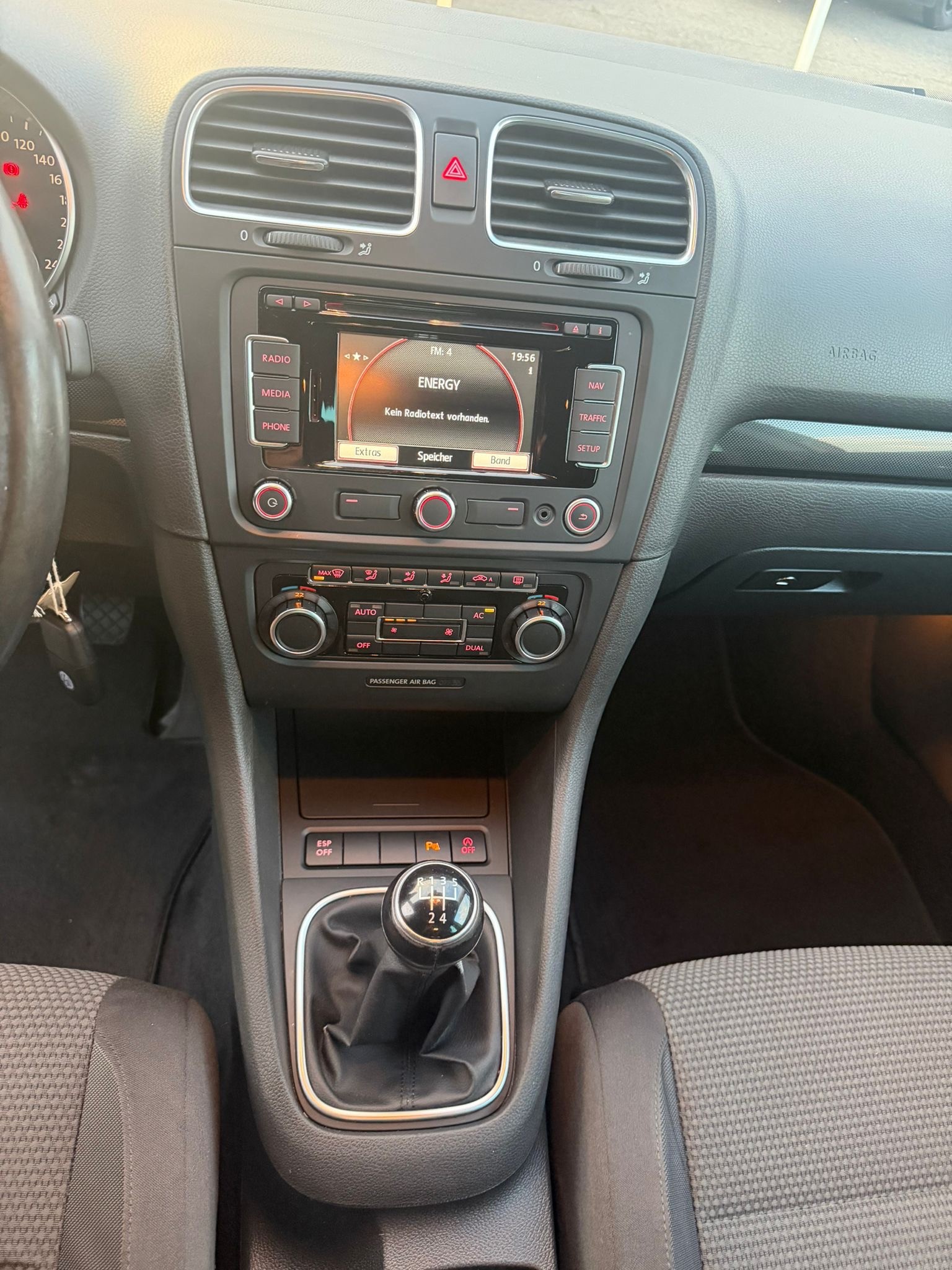 VW Golf Variant 1.6 TDI Comfortline-image-7