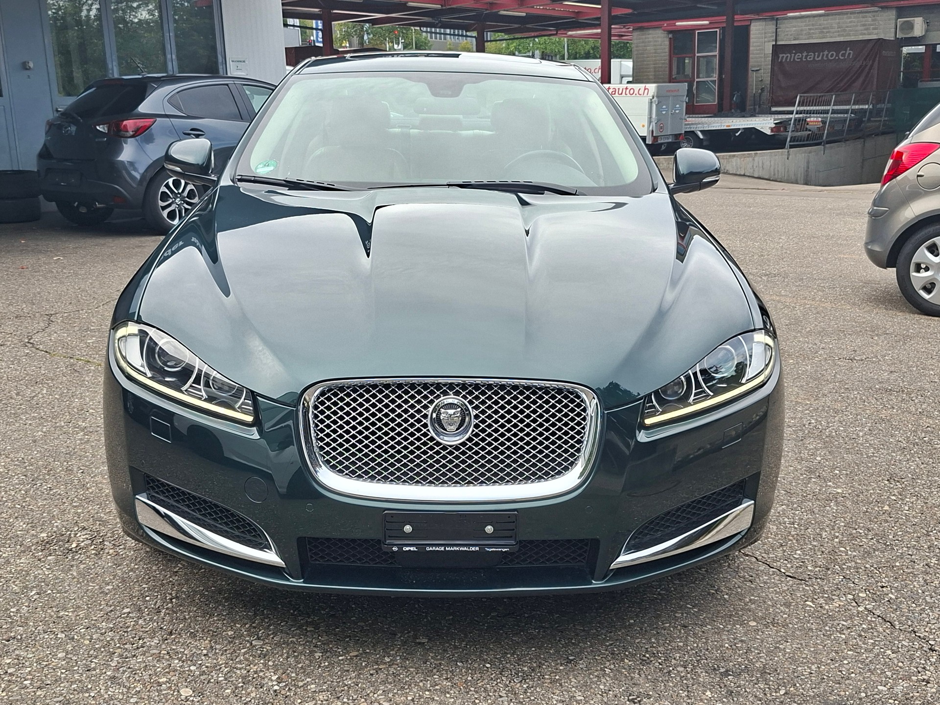 JAGUAR XF 2.2d-image-0