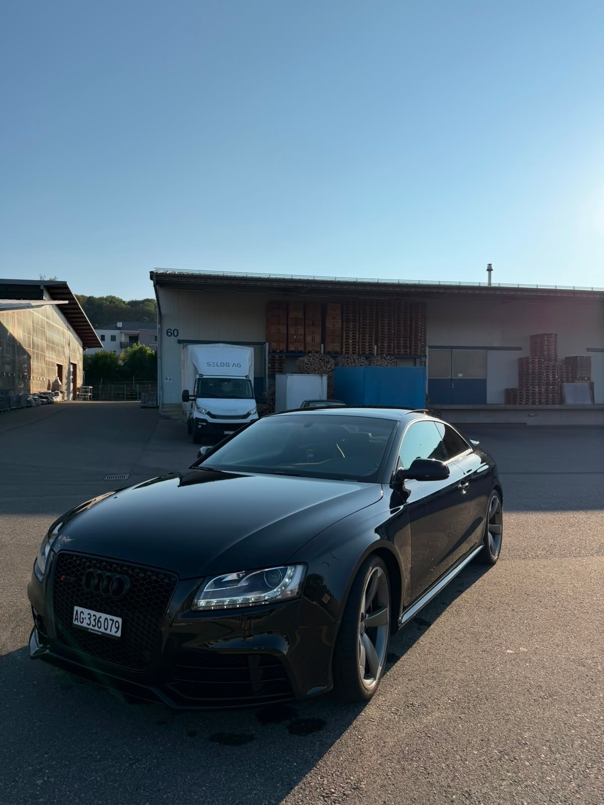 AUDI 4.2 V8 FSI quattro S-Tronic-image-0