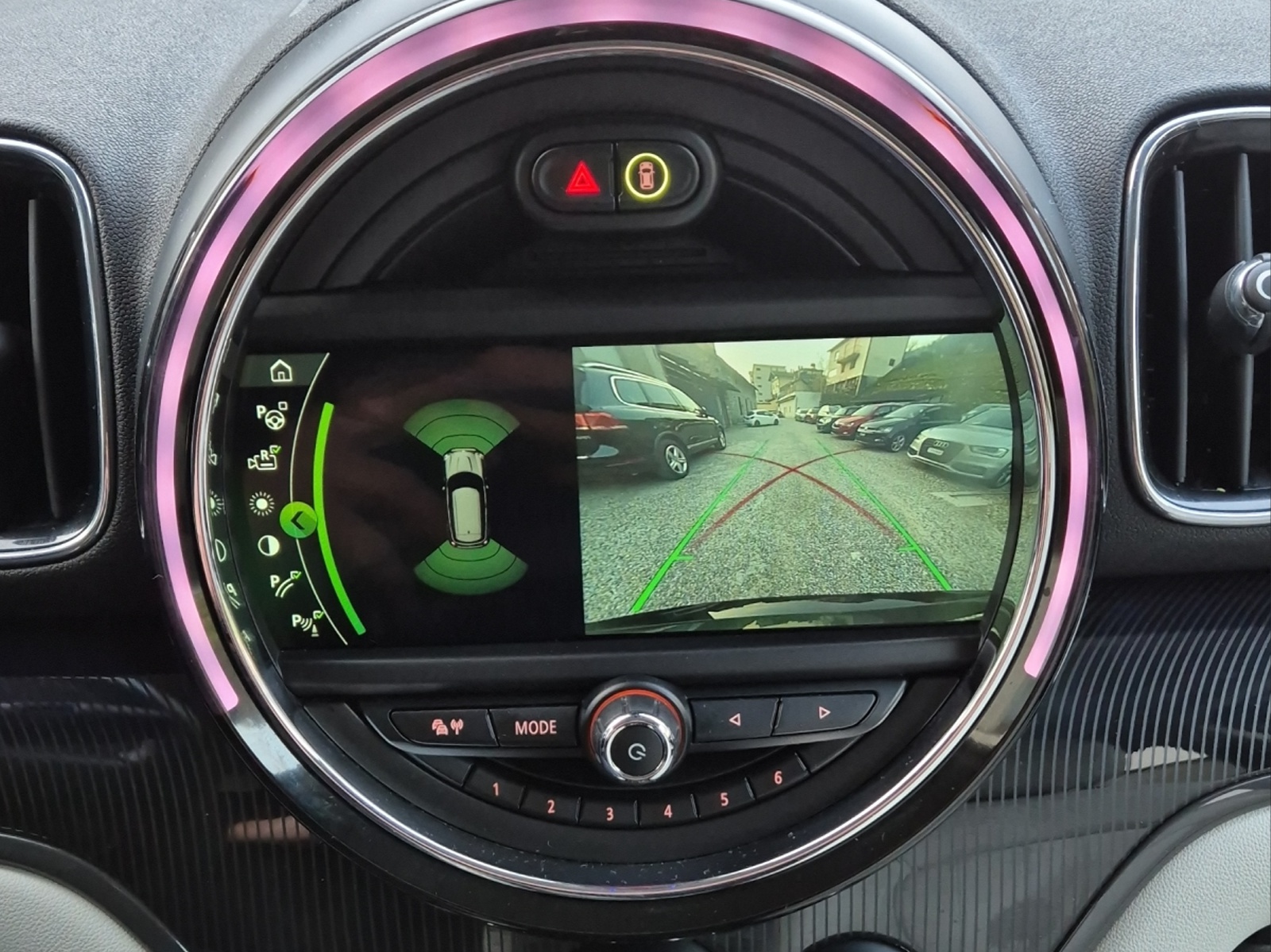 MINI Countryman Cooper S E ALL4 Steptronic-image-10