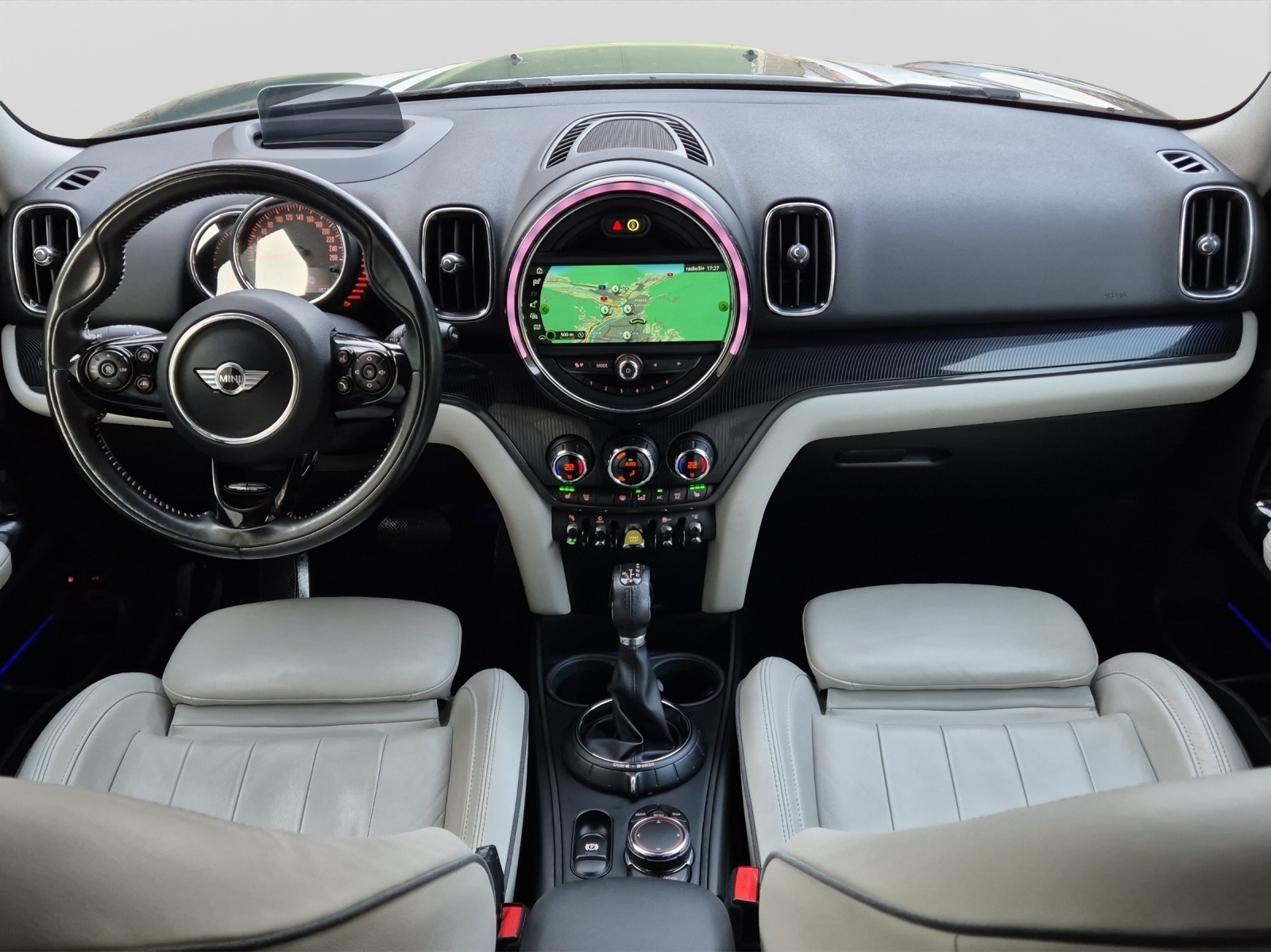 MINI Countryman Cooper S E ALL4 Steptronic-image-11