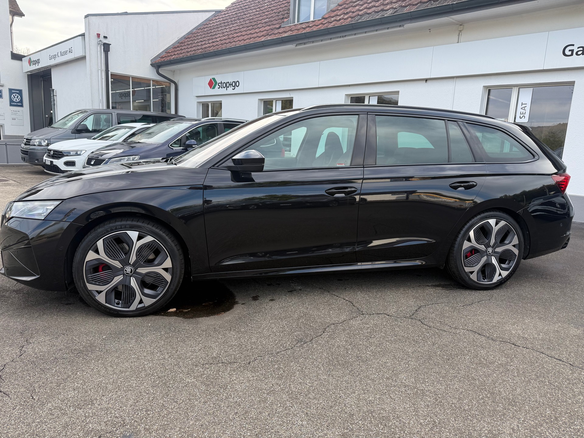 SKODA Octavia Combi 2.0 TSI DSG RS-image-7