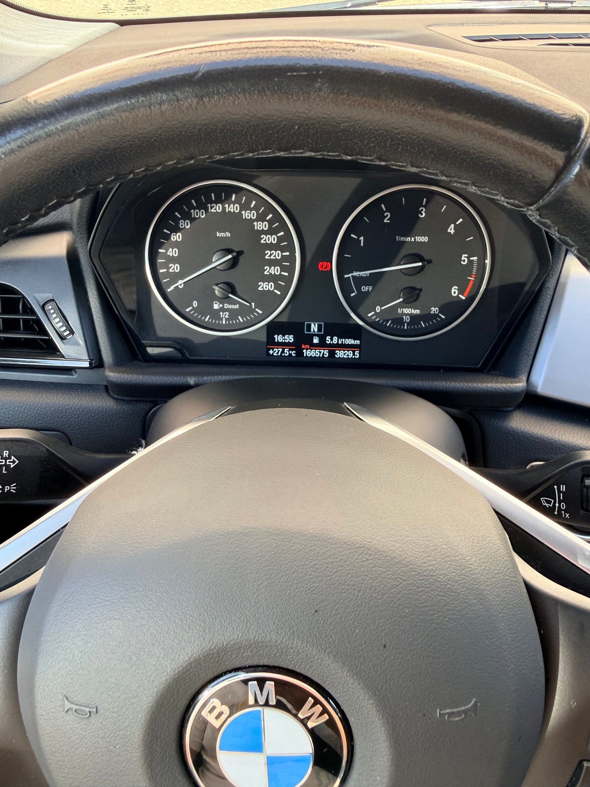 BMW 218d-image-5