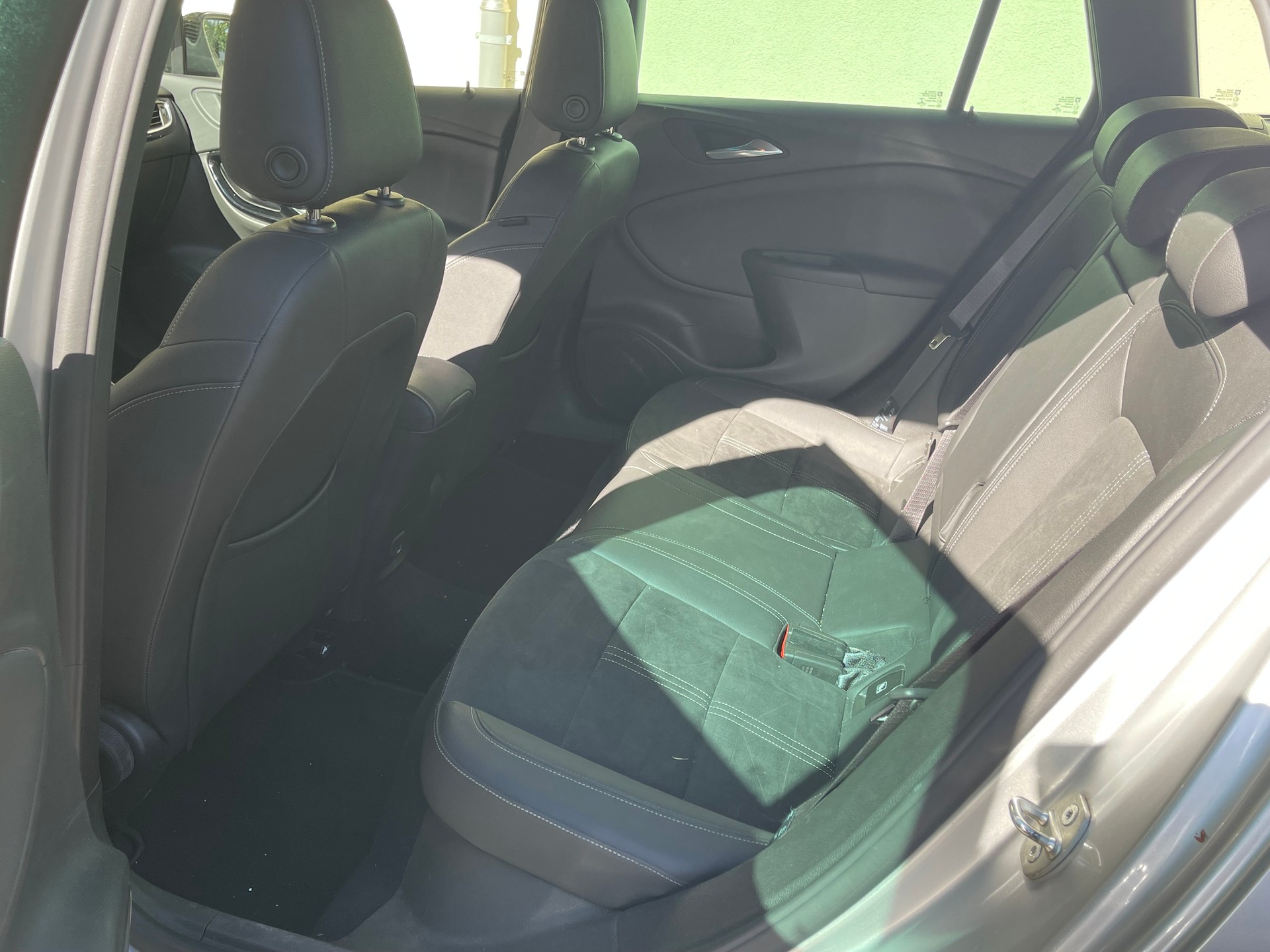 OPEL Astra Sports Tourer 1.5 CDTi Edition-image-7