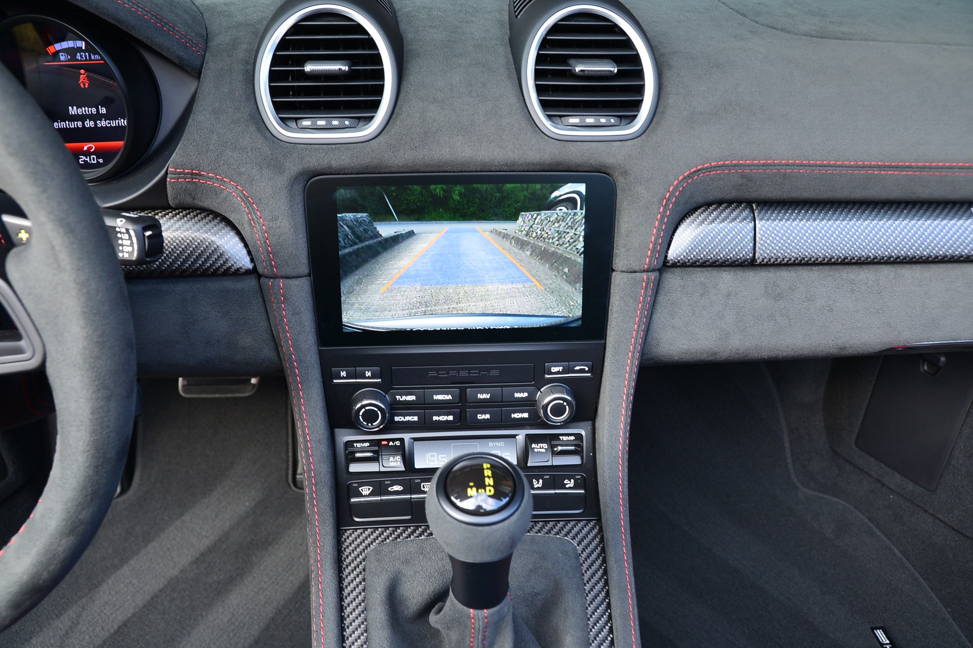 PORSCHE 718 Boxster Spyder RS PDK-image-13