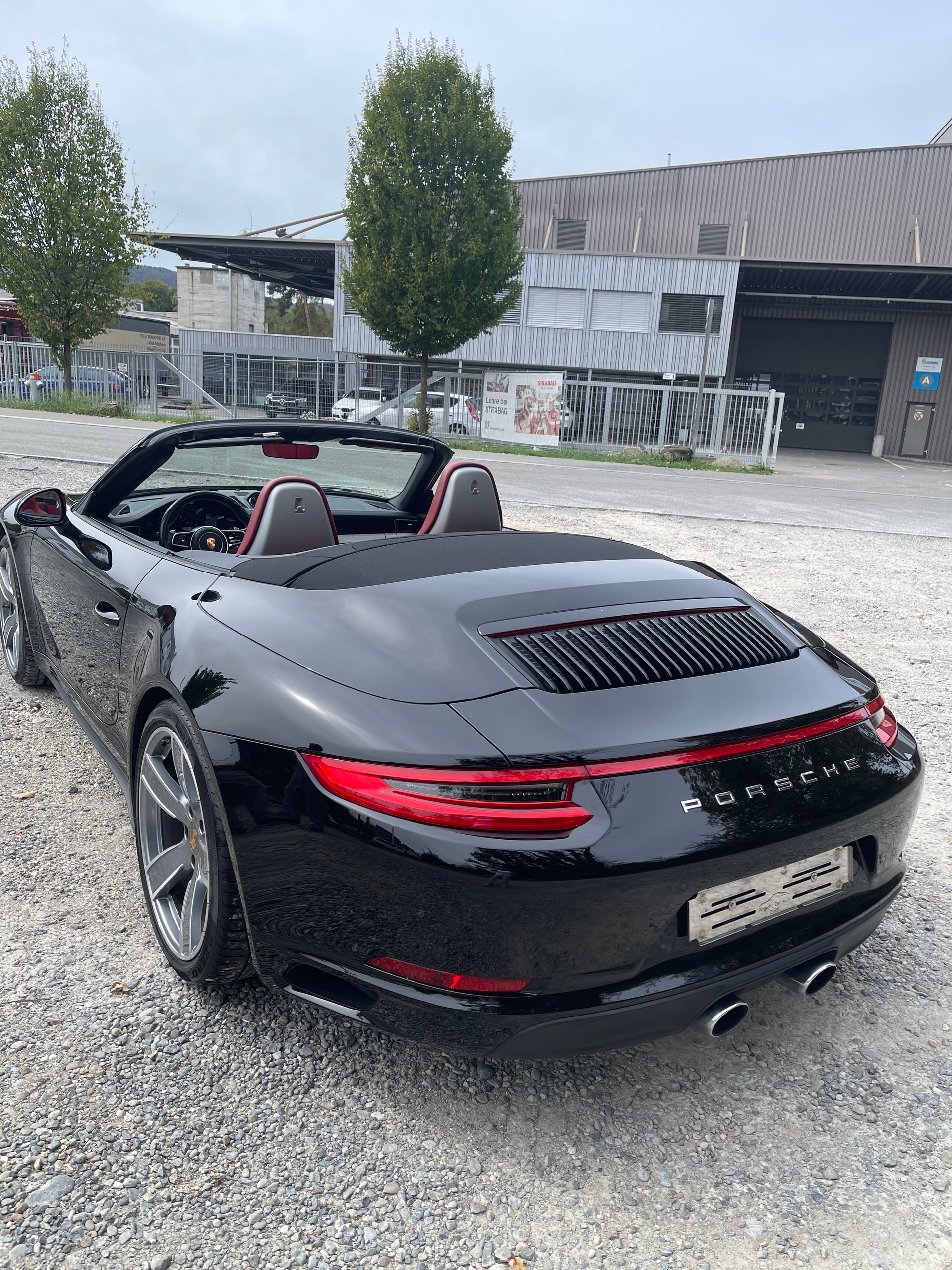 PORSCHE 3.0 Carrera 4 PDK-image-5