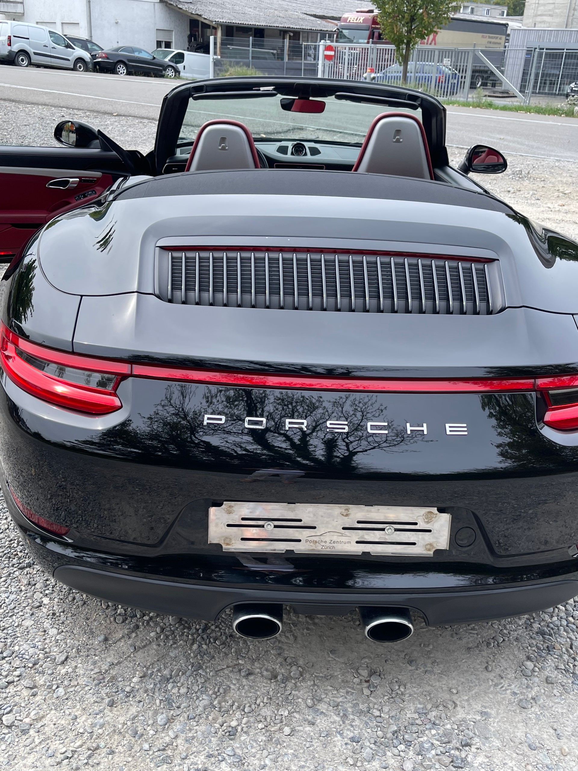 PORSCHE 3.0 Carrera 4 PDK-image-9