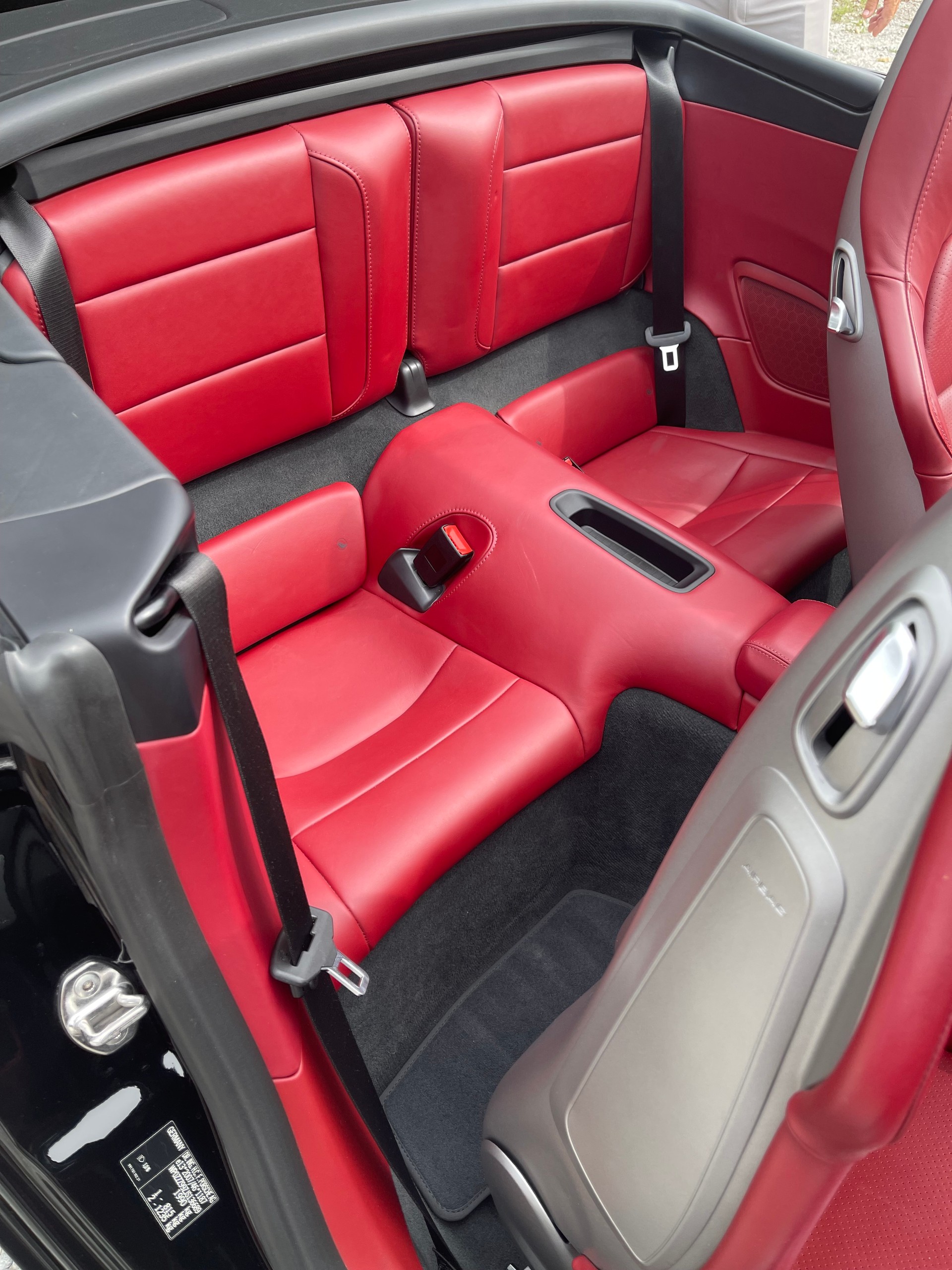 PORSCHE 3.0 Carrera 4 PDK-image-3