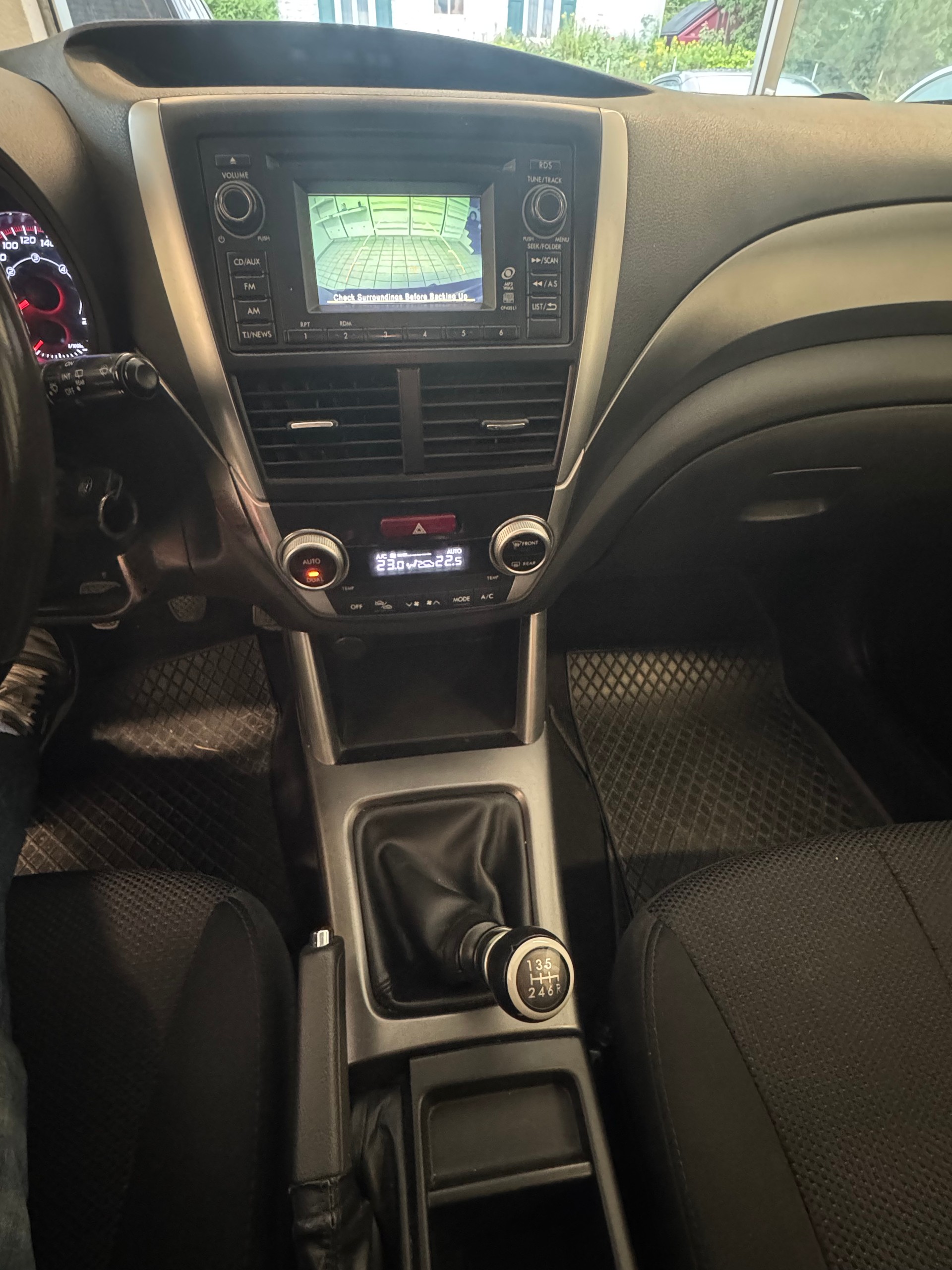 SUBARU Forester 2.0D X Swiss-image-8
