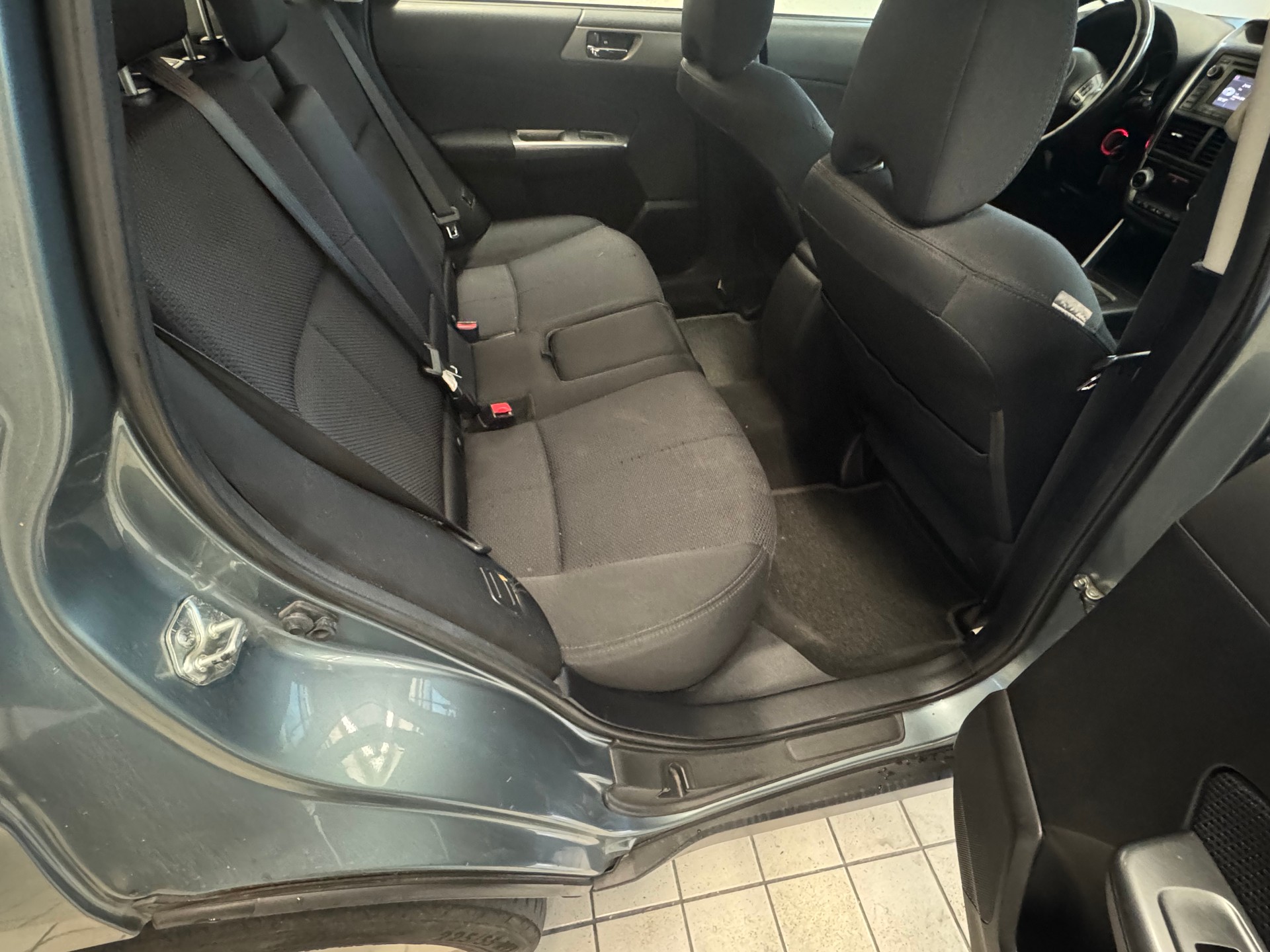 SUBARU Forester 2.0D X Swiss-image-13