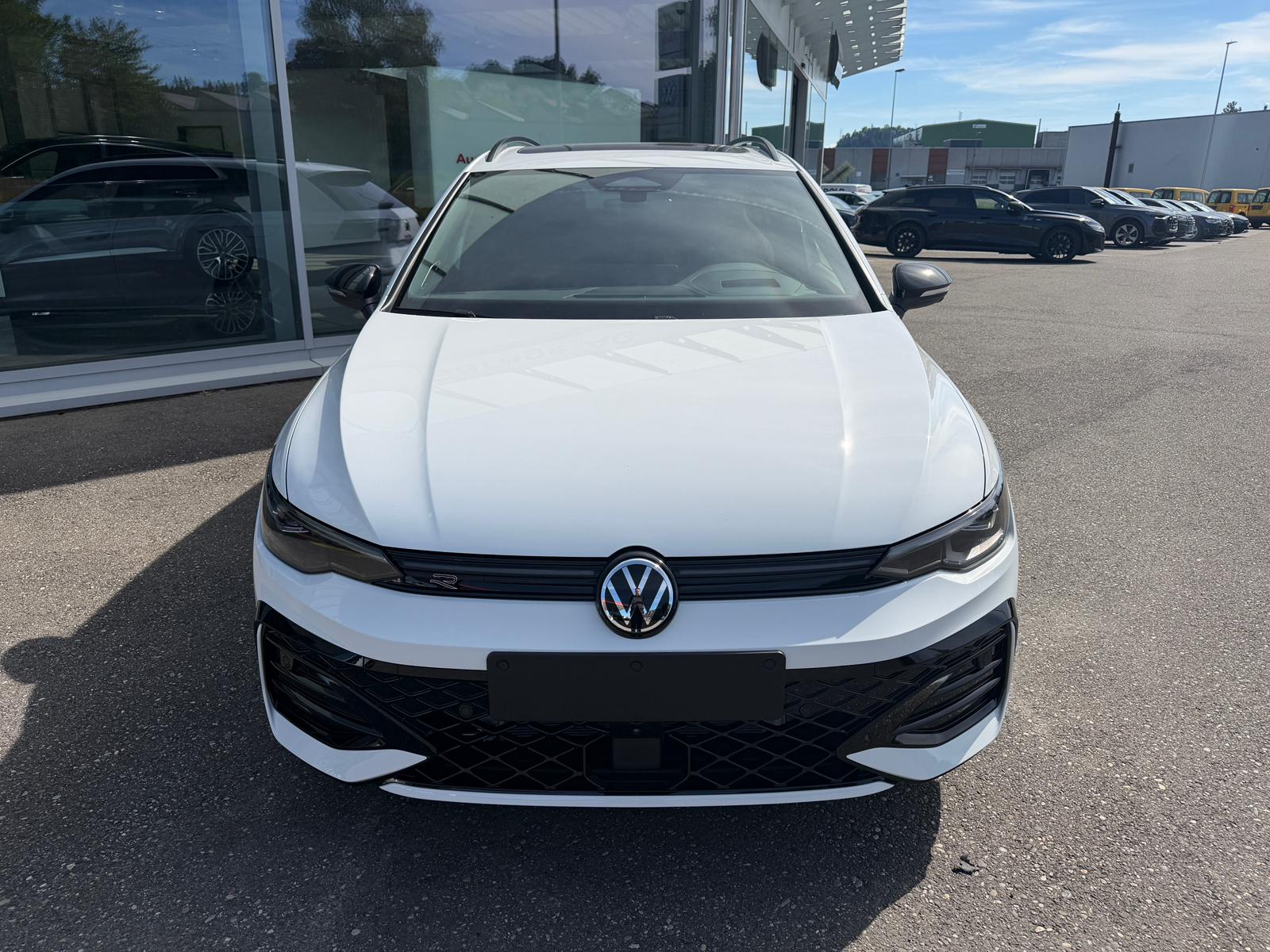 VW Golf Variant 2.0 TSI R-Line DSG 4 Motion-image-7