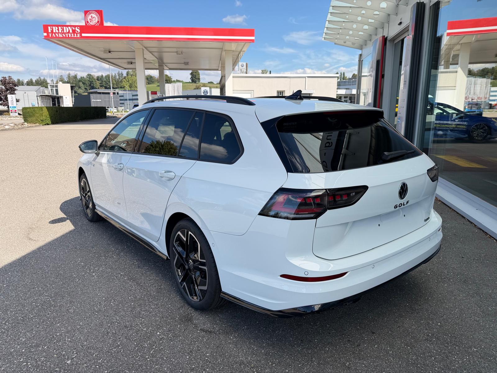 VW Golf Variant 2.0 TSI R-Line DSG 4 Motion-showroom-element-2