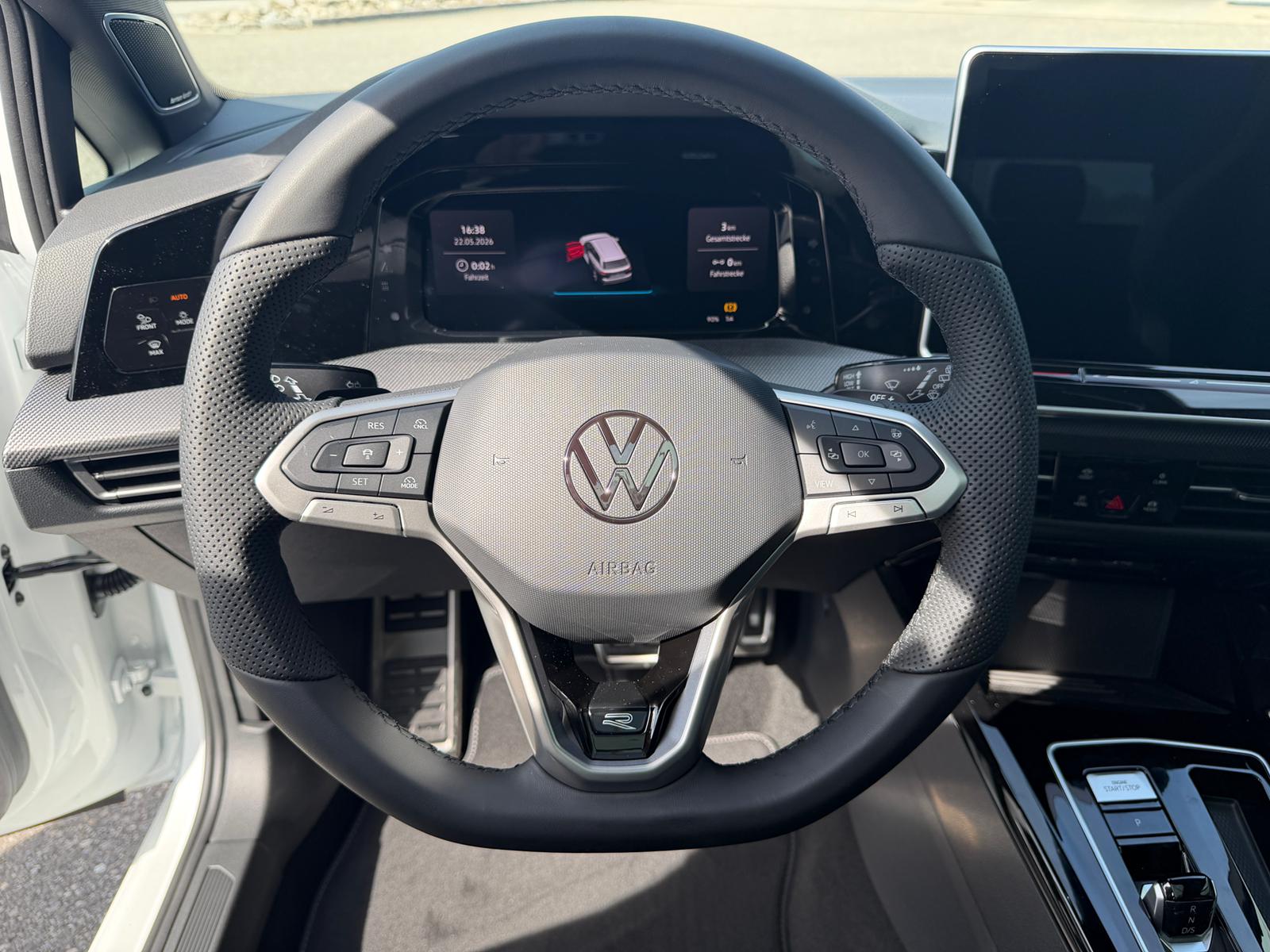 VW Golf Variant 2.0 TSI R-Line DSG 4 Motion-image-15