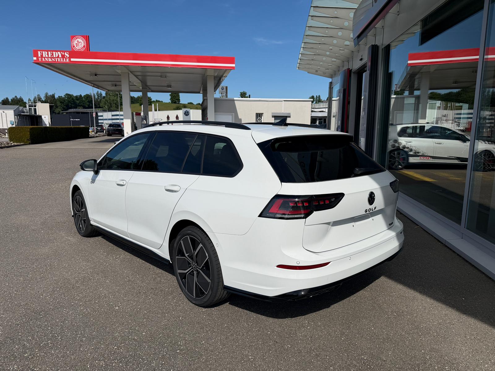 VW Golf Variant 2.0 TSI R-Line DSG 4 Motion-showroom-element-2