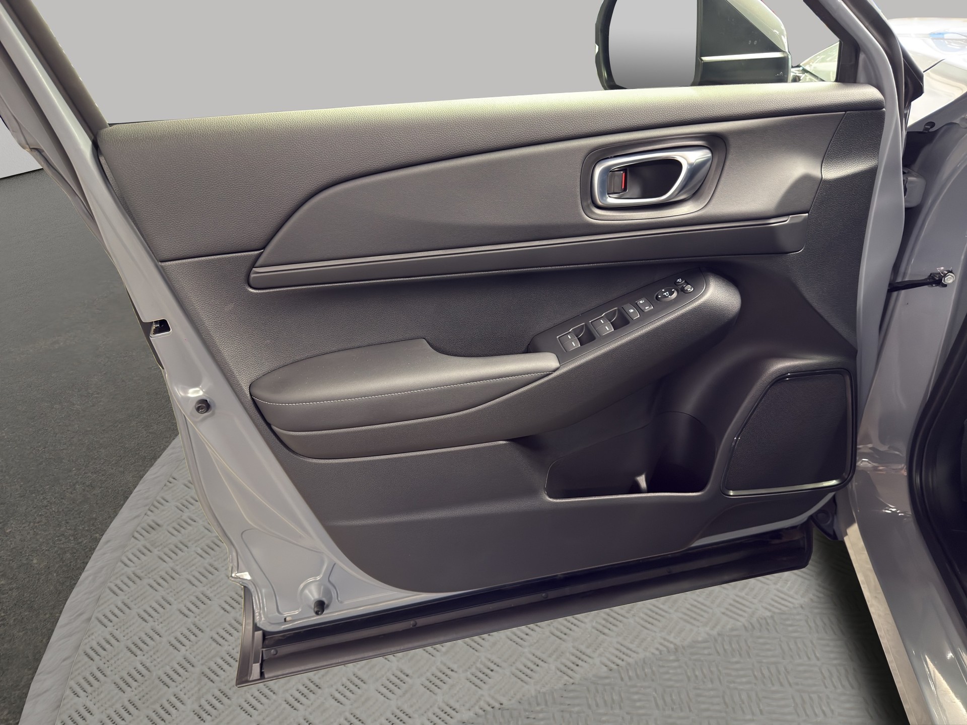 HONDA HR-V 1.5 i-MMD Elegance-image-8