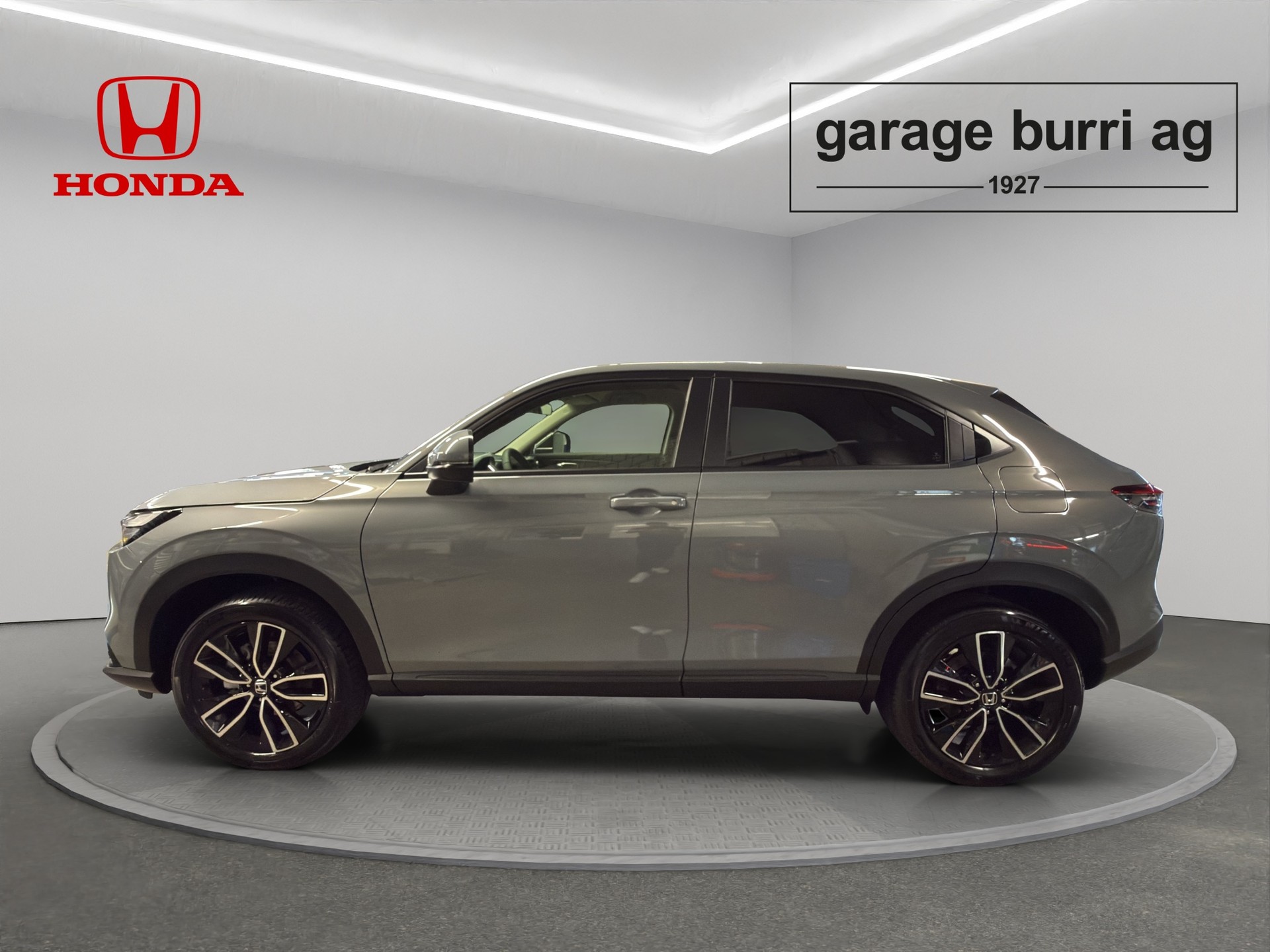 HONDA HR-V 1.5 i-MMD Elegance-showroom-element-2