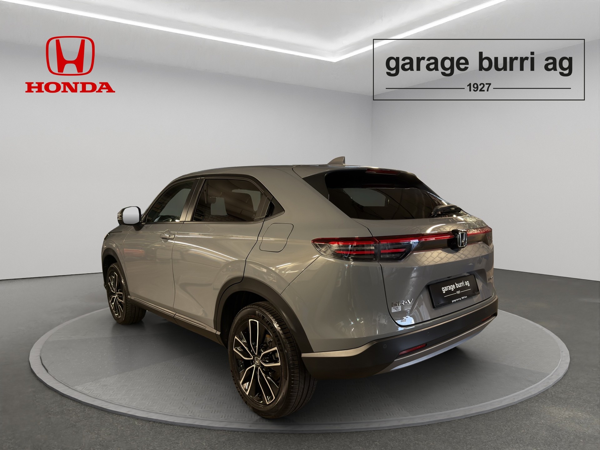 HONDA HR-V 1.5 i-MMD Elegance-showroom-element-1