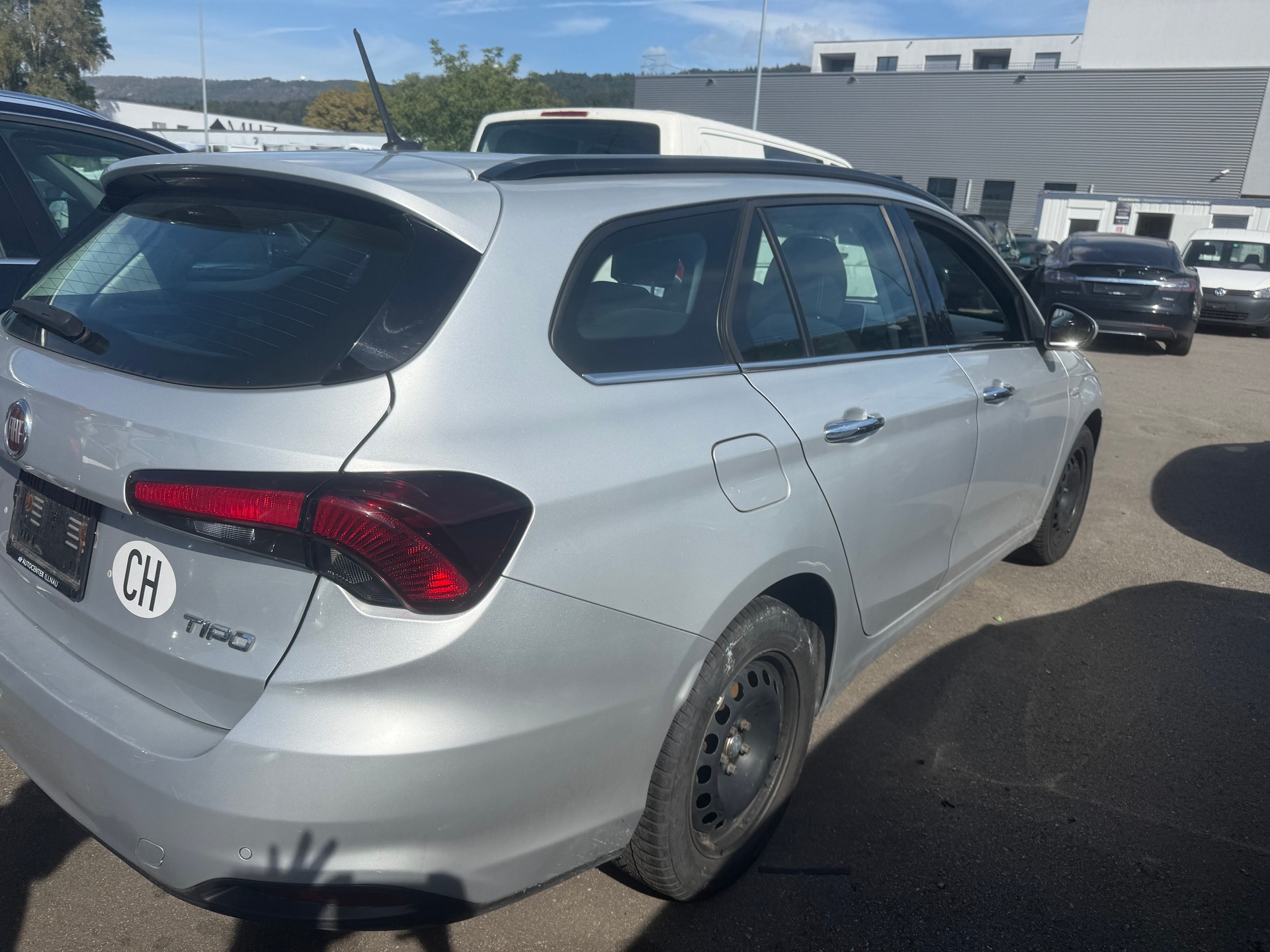 FIAT Tipo 1.4TJet Station Wagon Mirror-image-4