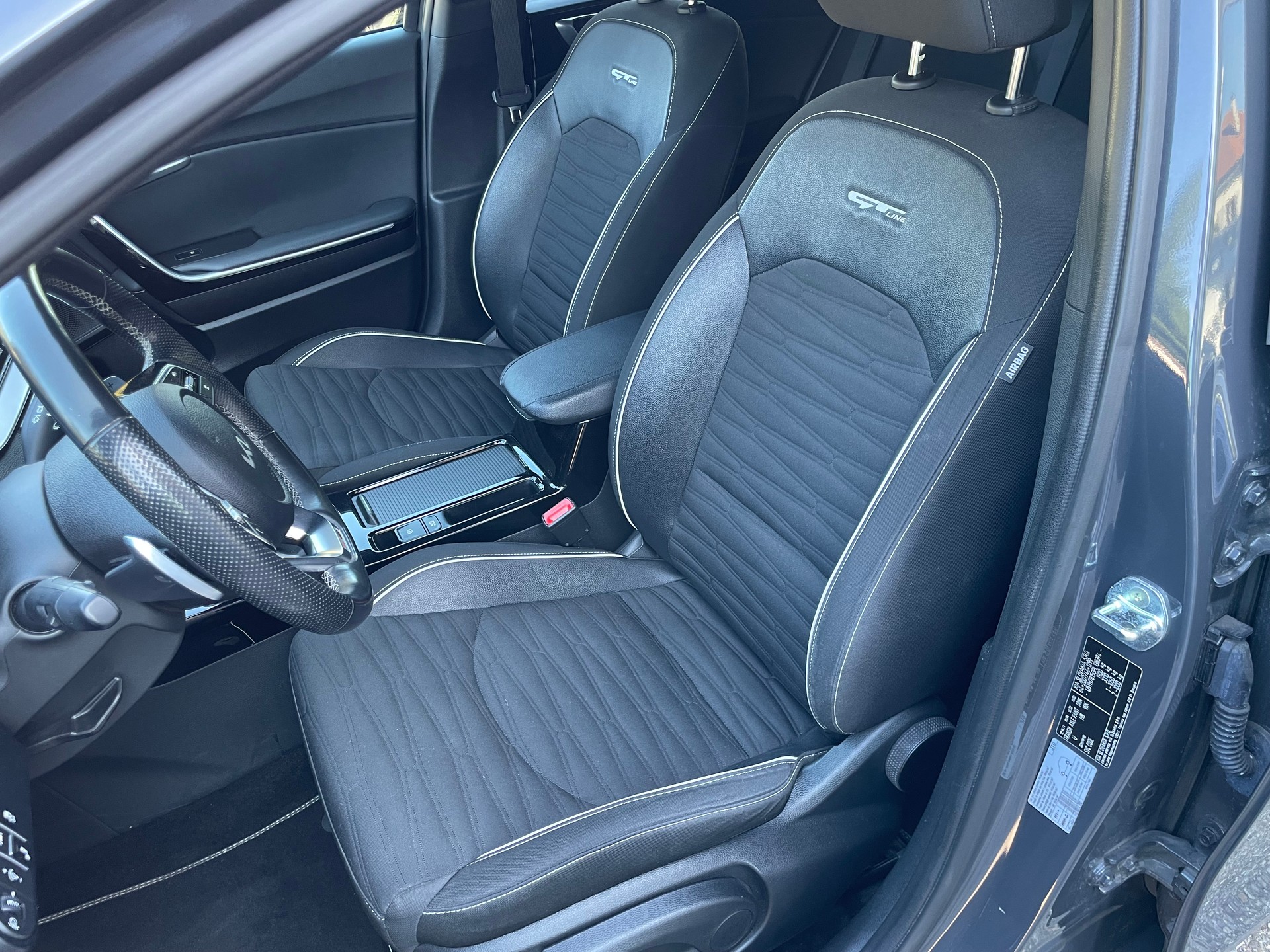 KIA Ceed Sportswagon 1.5 T-GDi MHEV GT Line DCT-image-9