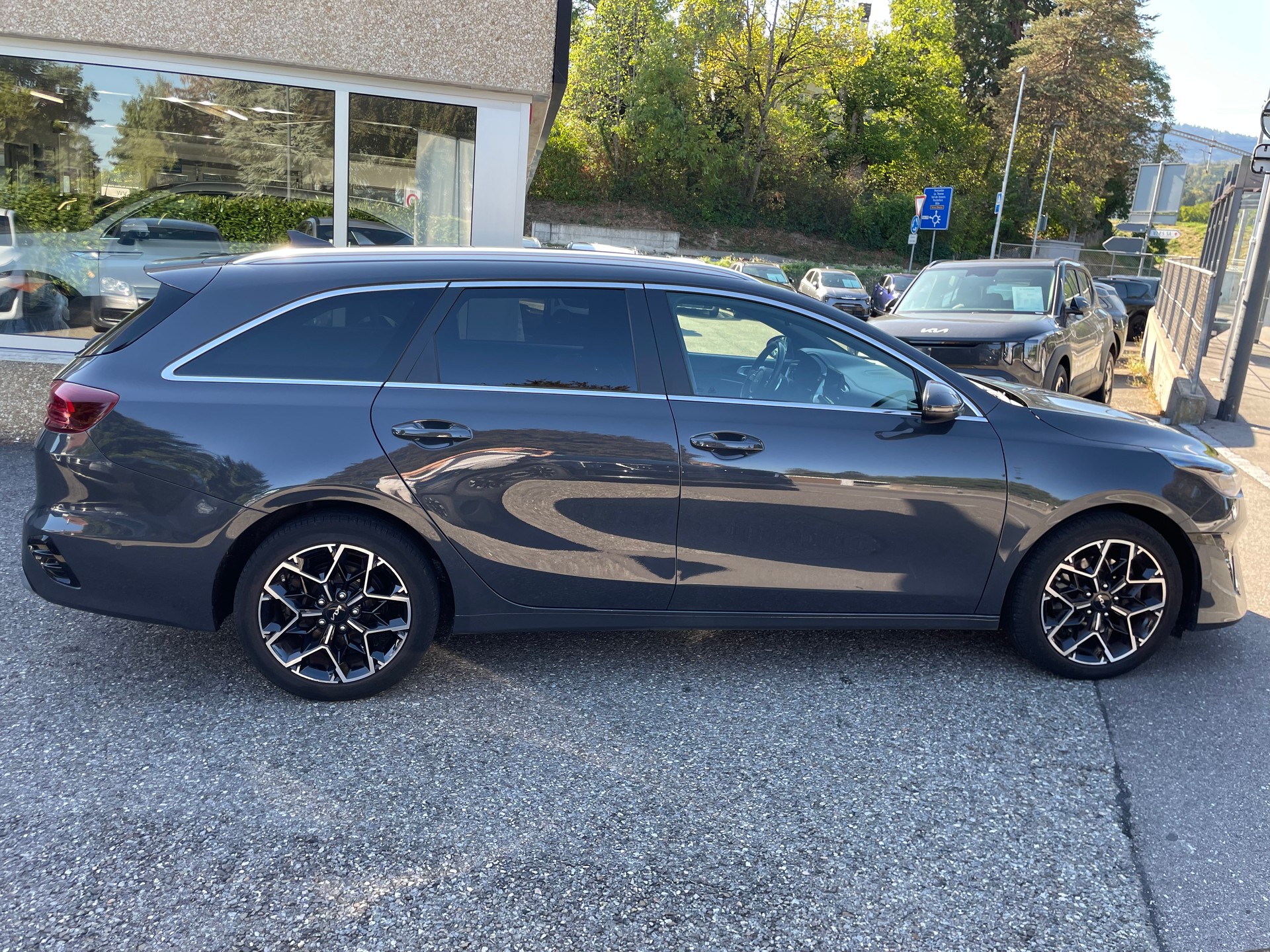 KIA Ceed Sportswagon 1.5 T-GDi MHEV GT Line DCT-image-1