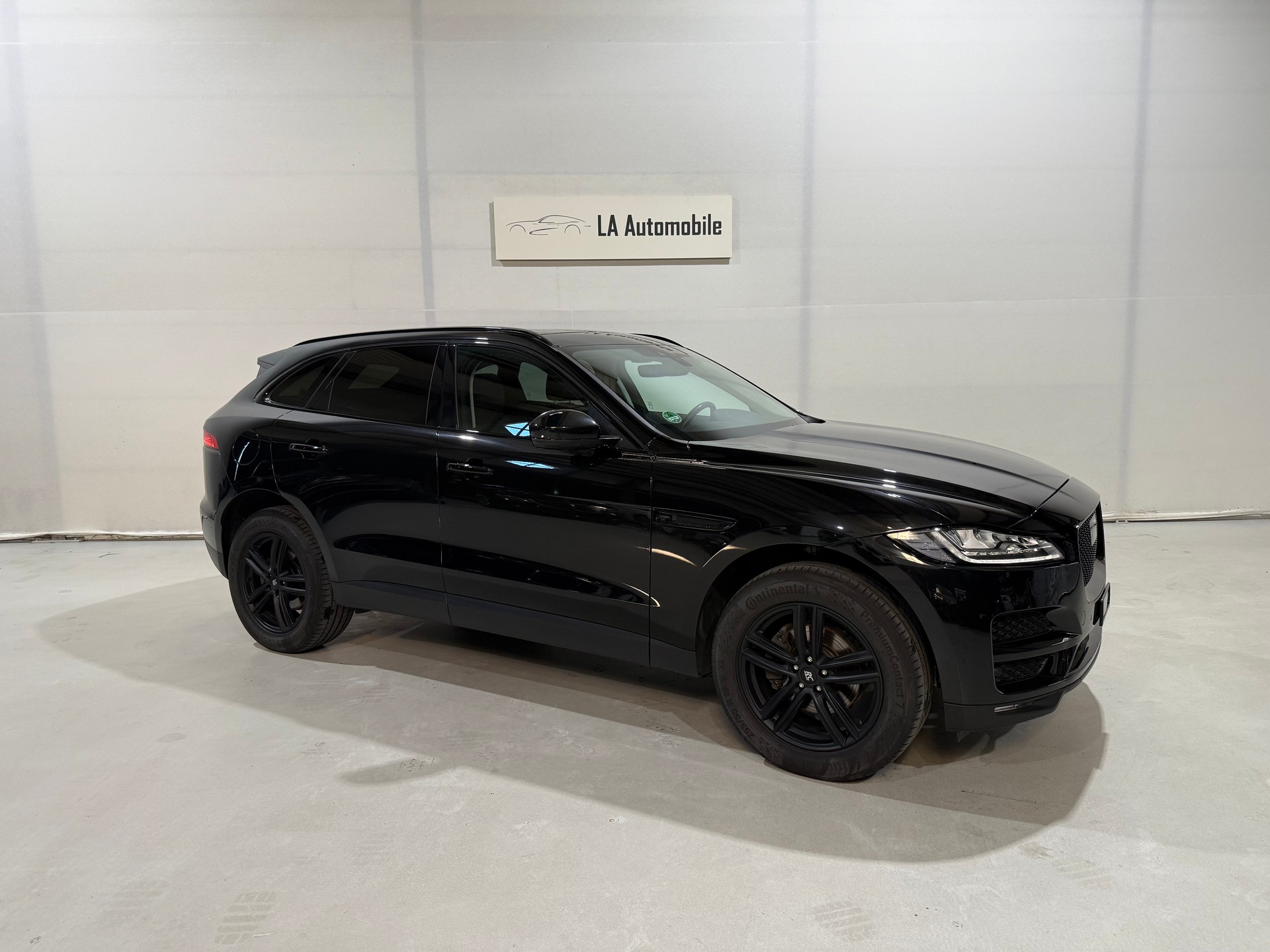 JAGUAR F-Pace 25t 2.0 Pure AWD Automatik CH-Fahrzeug-image-5