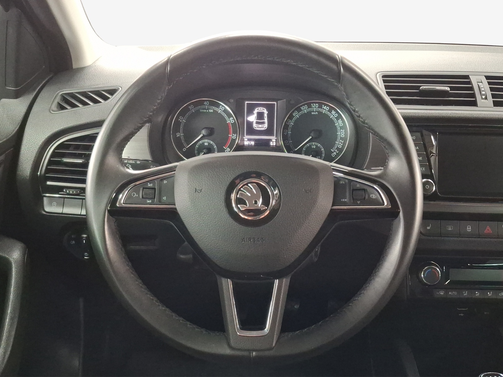 SKODA Fabia 1.0 TSI Ambition-image-9