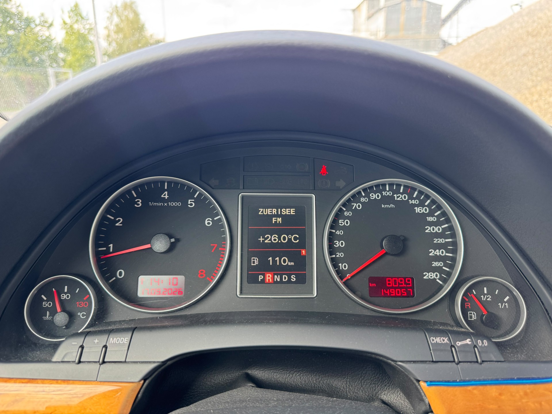AUDI A4 Limousine 3.2 FSI mit Frisch MFK 17.09.26-image-9