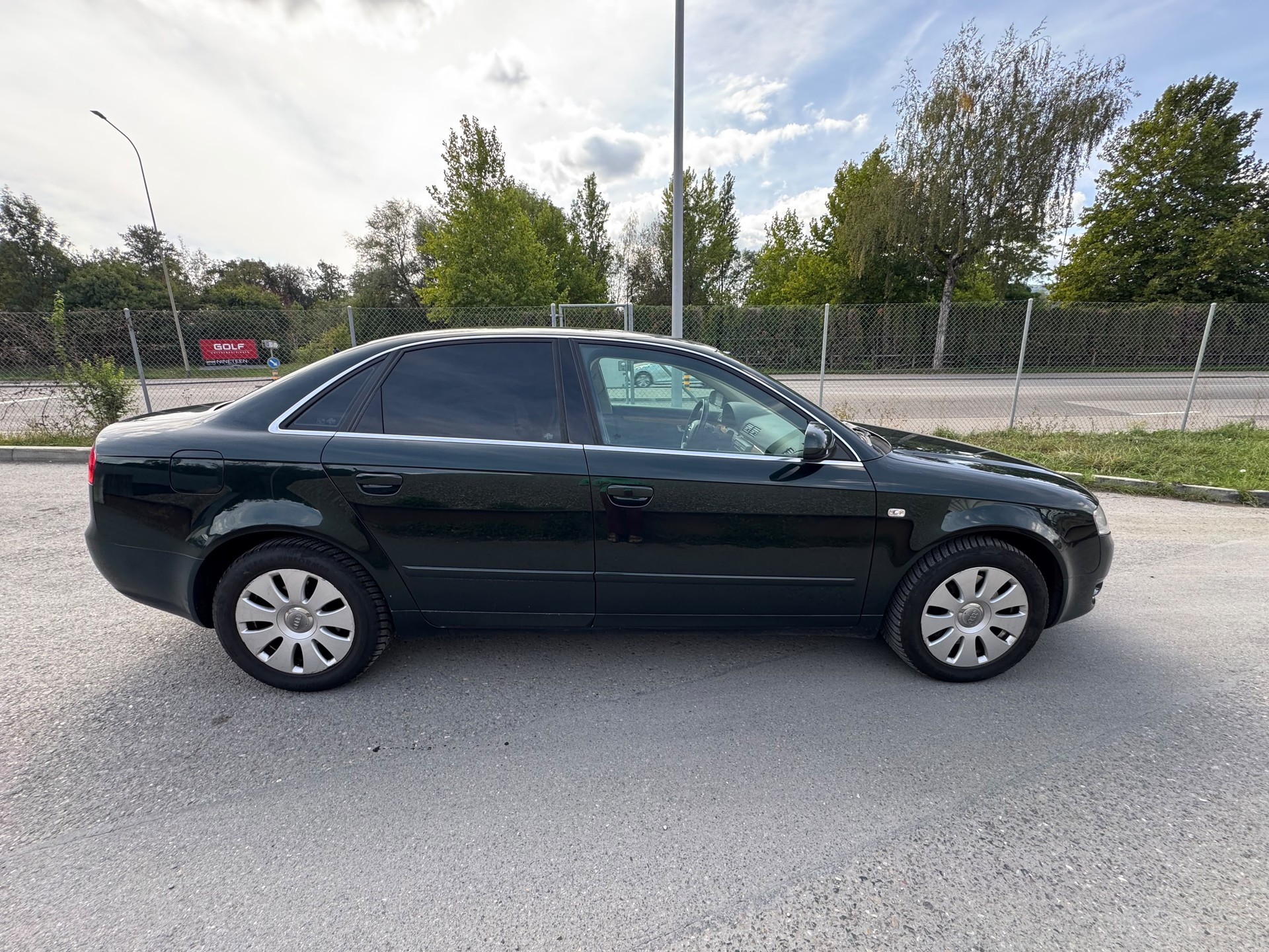 AUDI A4 Limousine 3.2 FSI mit Frisch MFK 17.09.26-image-7