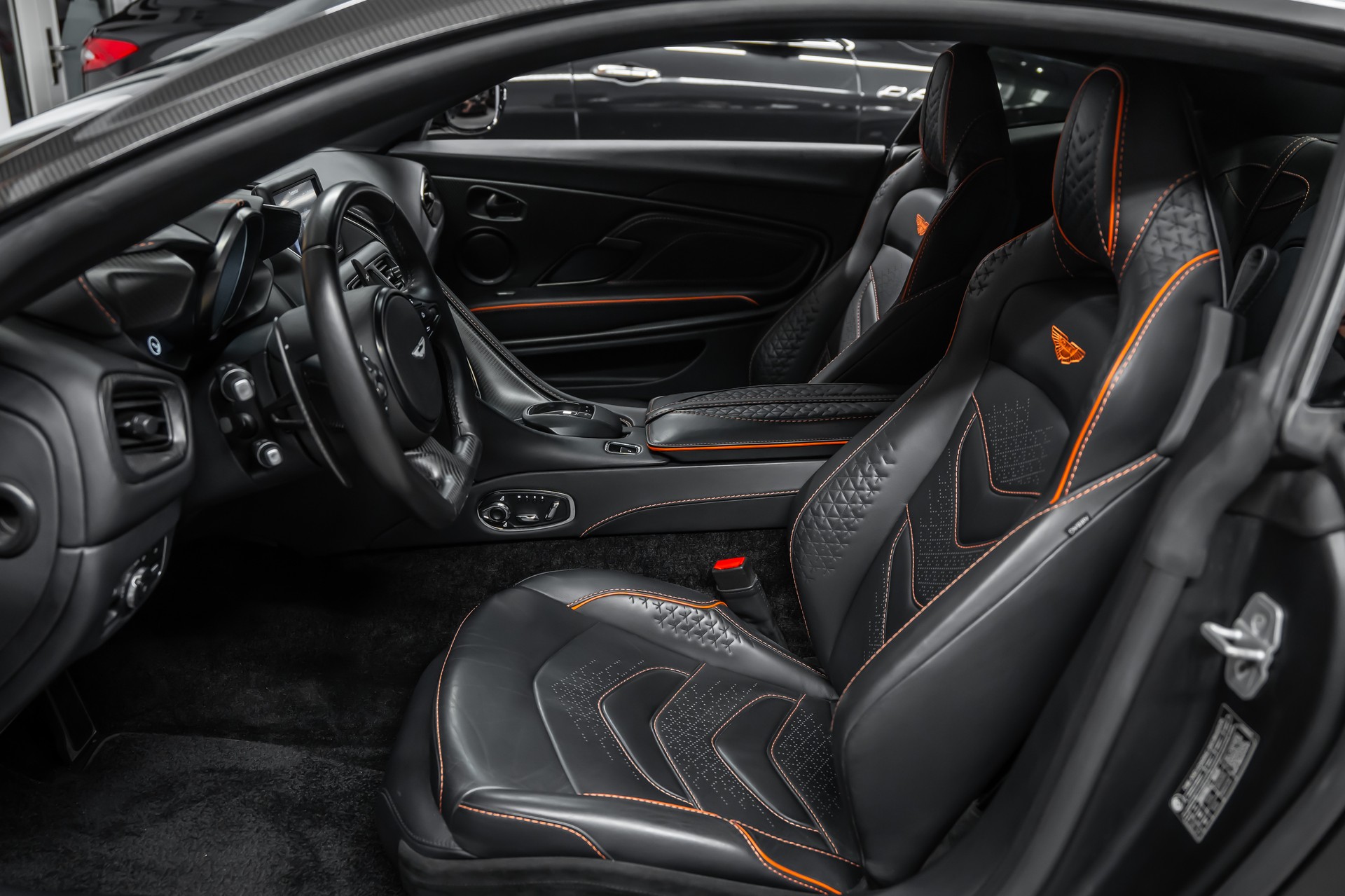 ASTON MARTIN DBS Coupé Superleggera *Full Carbon*Black Satin*PPF*-image-20