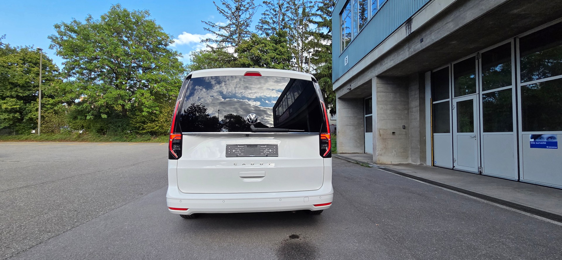 VW Caddy Maxi 2.0 TDI Style DSG-image-5