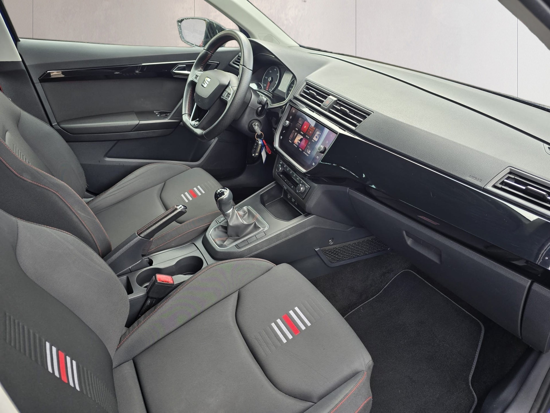 SEAT Ibiza FR 1.6 TDI-image-17