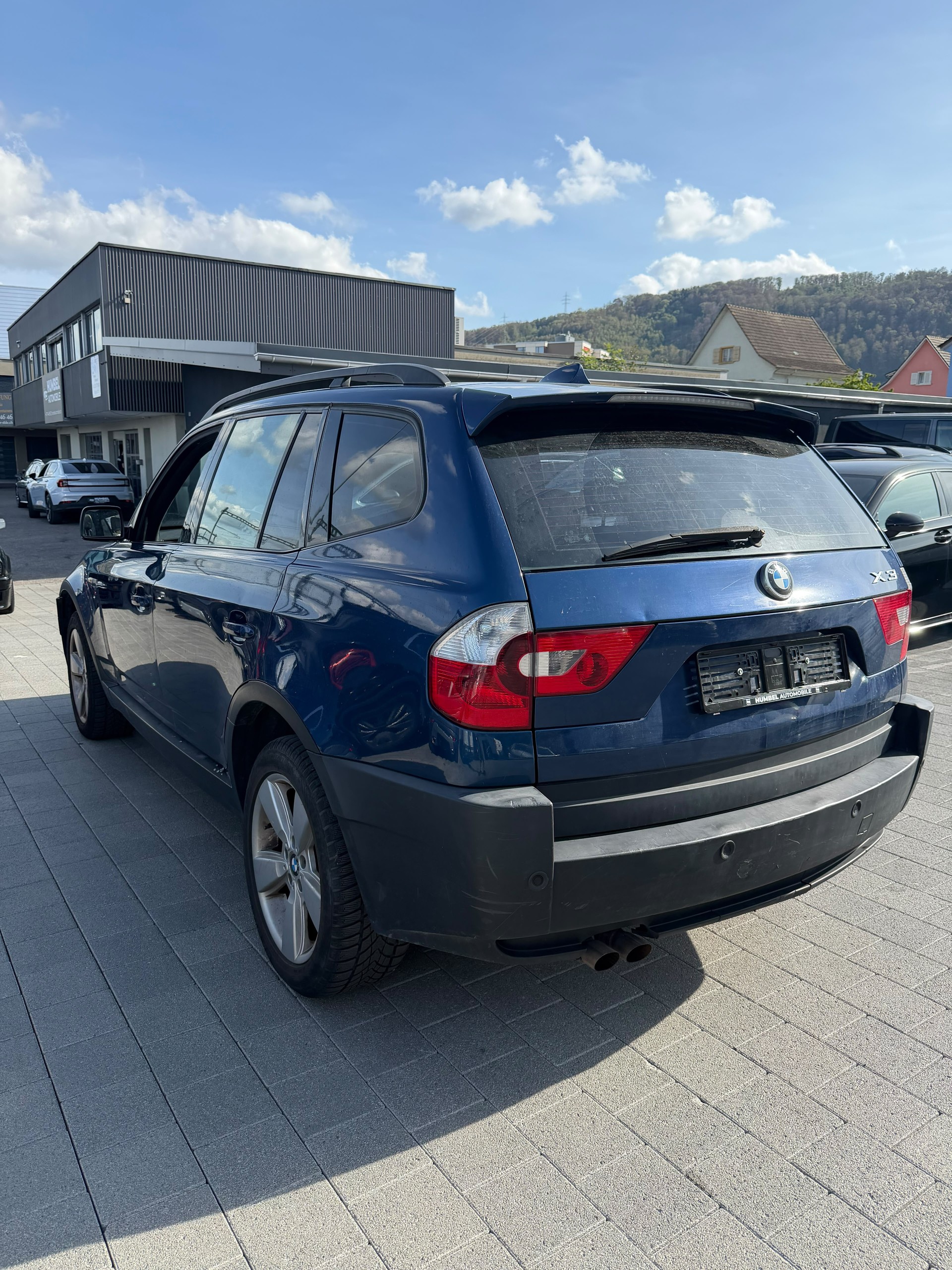 BMW X3 30i-image-2