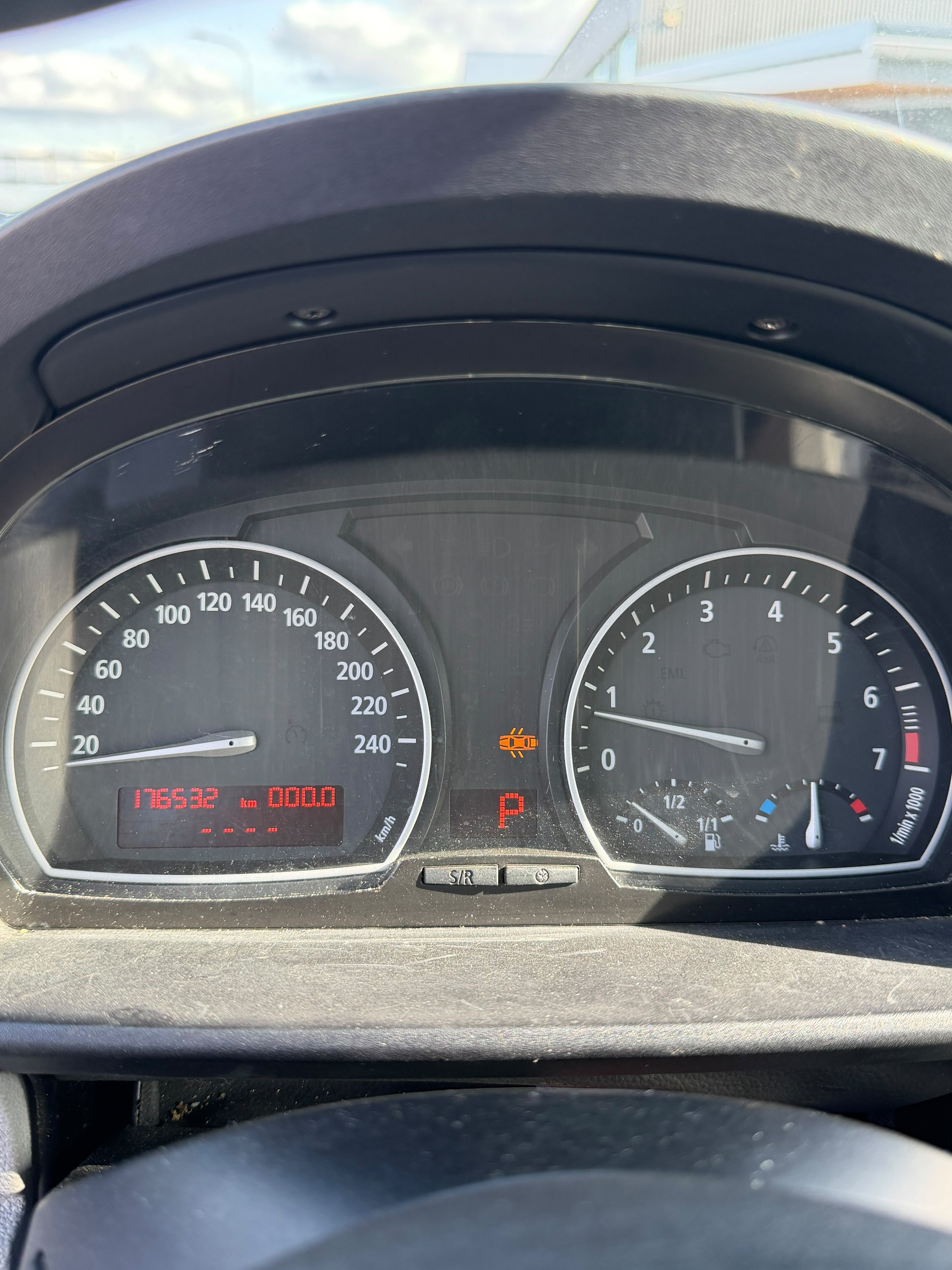 BMW X3 30i-image-5