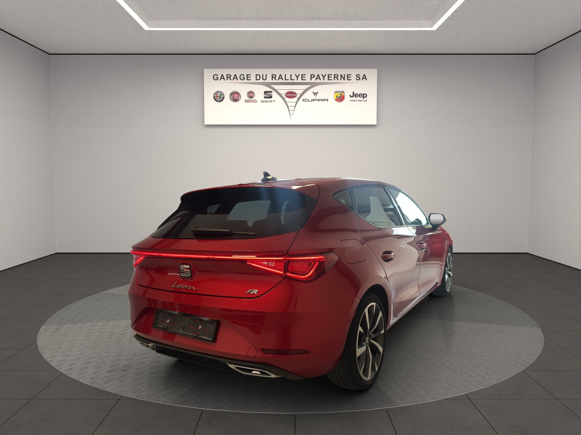 SEAT Leon 1.5 eTSI mHEV DSG Hola FR-image-4