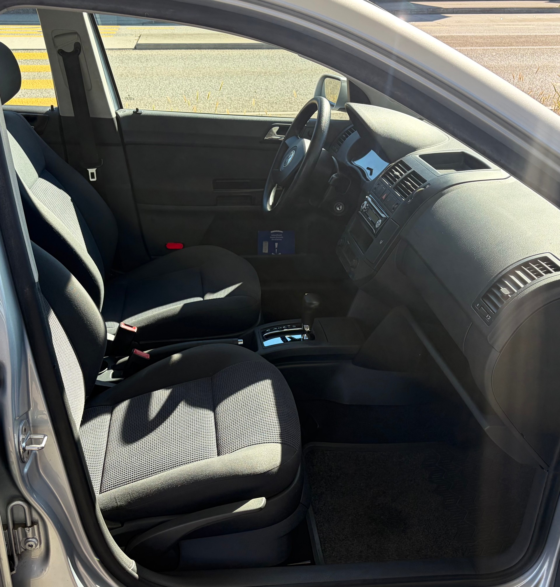 VW Polo 1.4 16V Comfortline-image-10