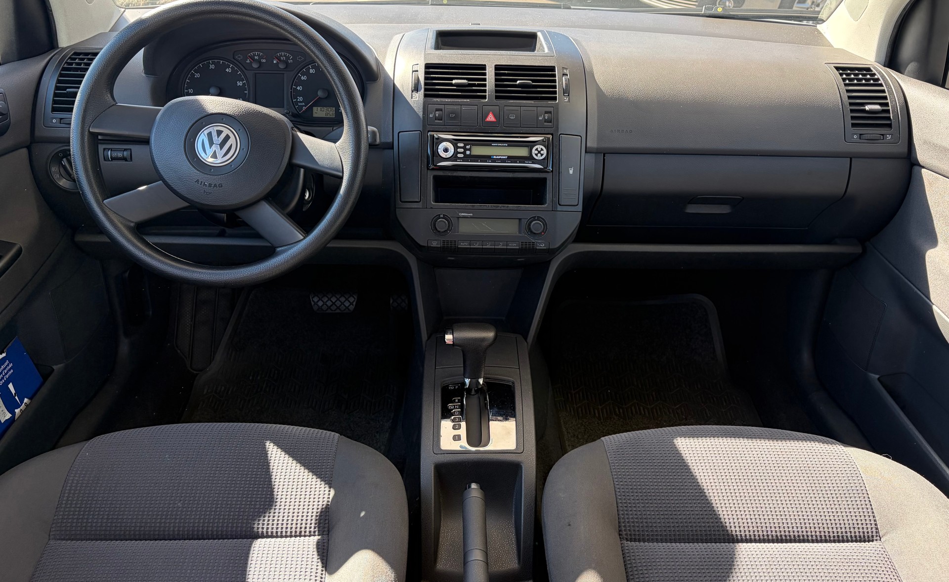 VW Polo 1.4 16V Comfortline-image-8