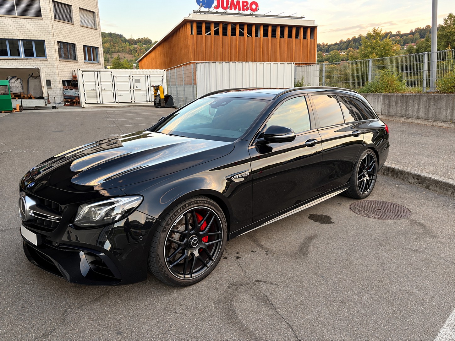 MERCEDES-BENZ E 63 AMG S 4 Matic-image-0