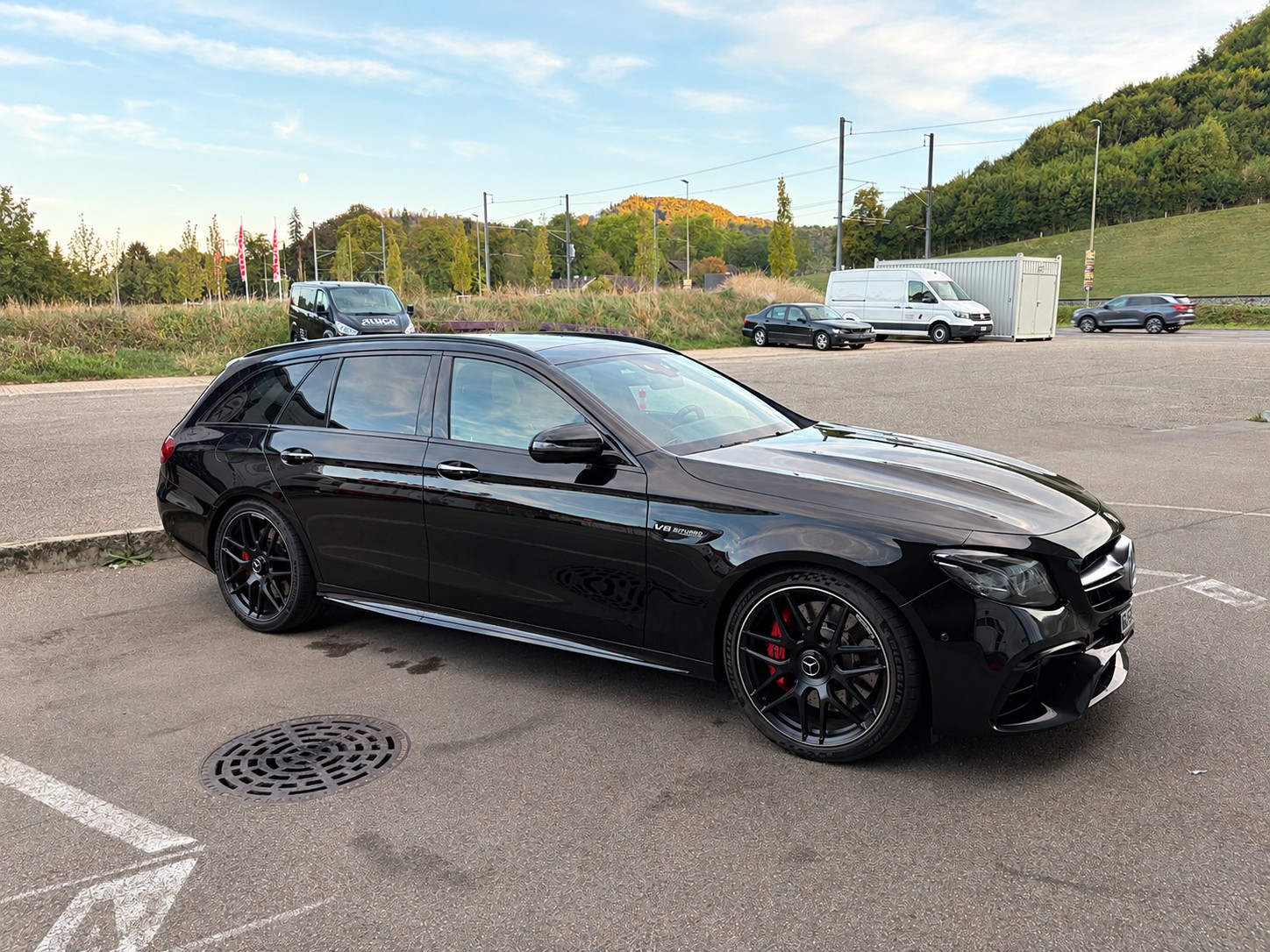 MERCEDES-BENZ E 63 AMG S 4 Matic-image-2