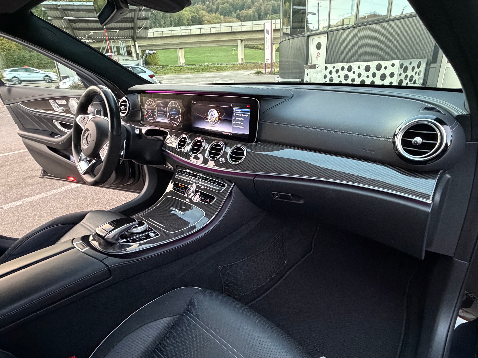 MERCEDES-BENZ E 63 AMG S 4 Matic-image-5