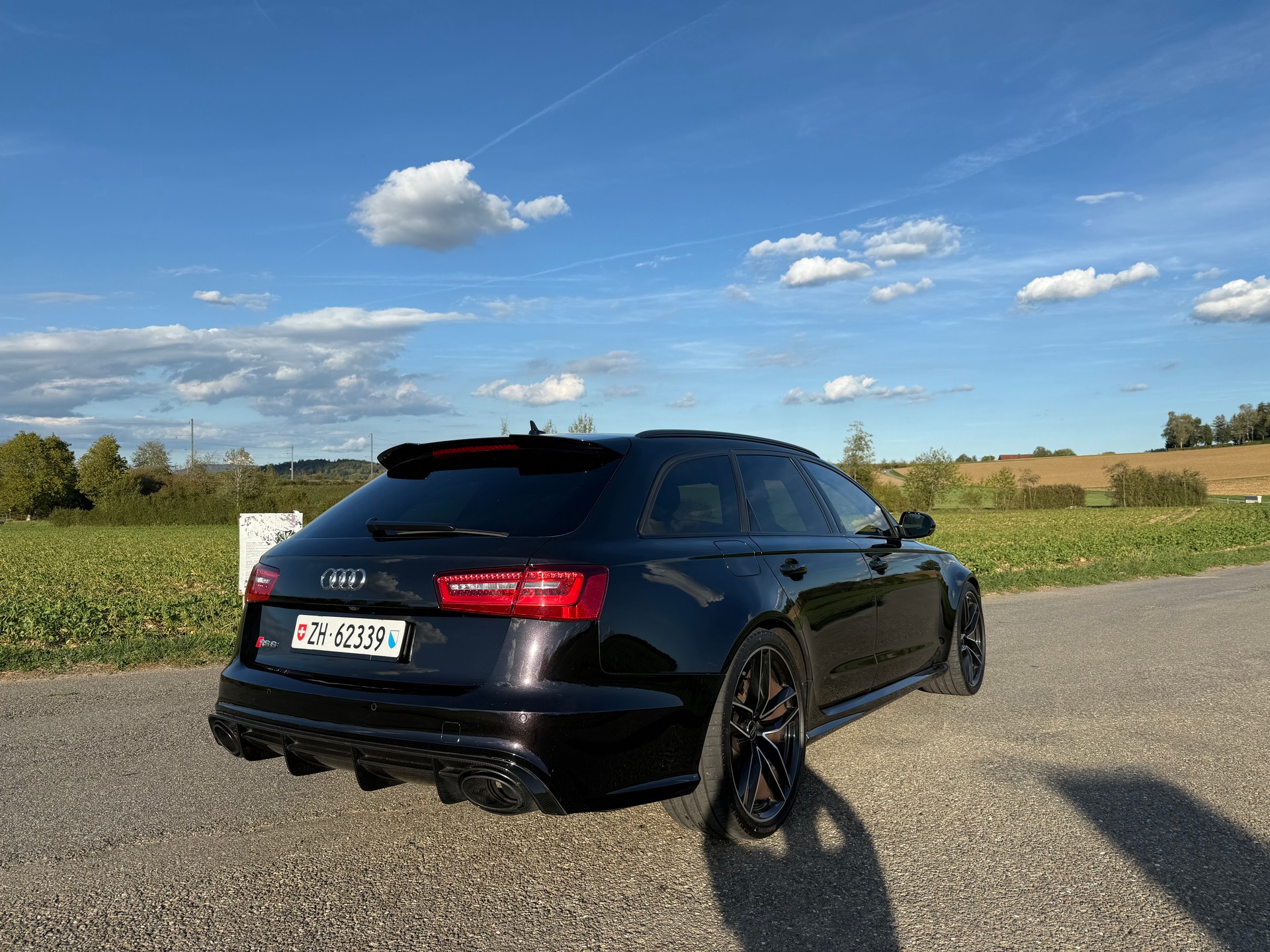 AUDI 4.0 V8 TFSI quattro T-Tronic-image-2