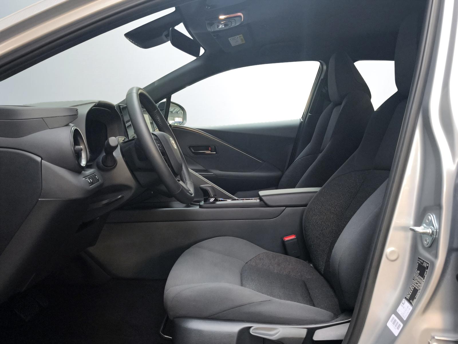 TOYOTA C-HR 1.8 HEV Comfort-image-3