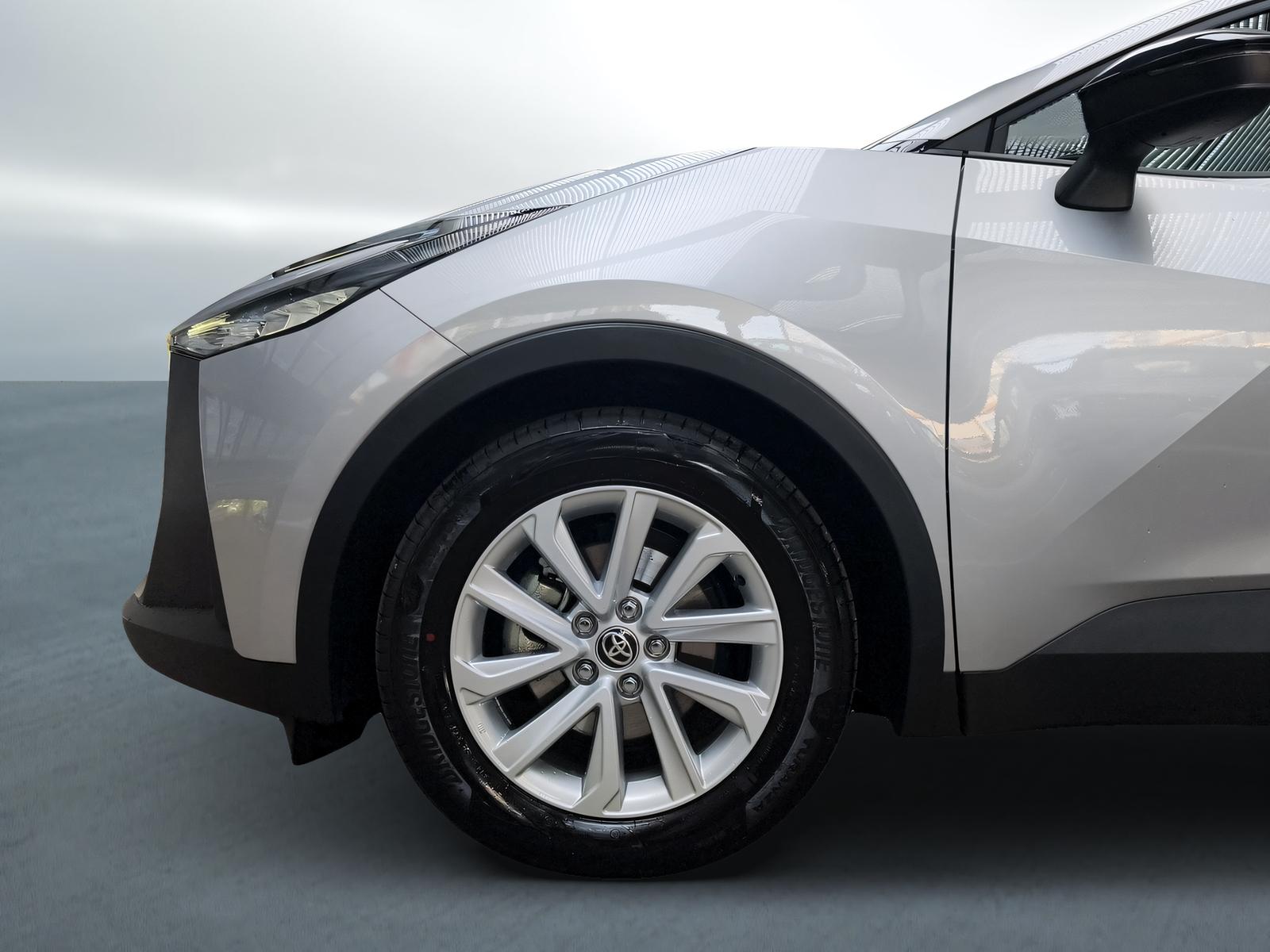 TOYOTA C-HR 1.8 HEV Comfort-image-16