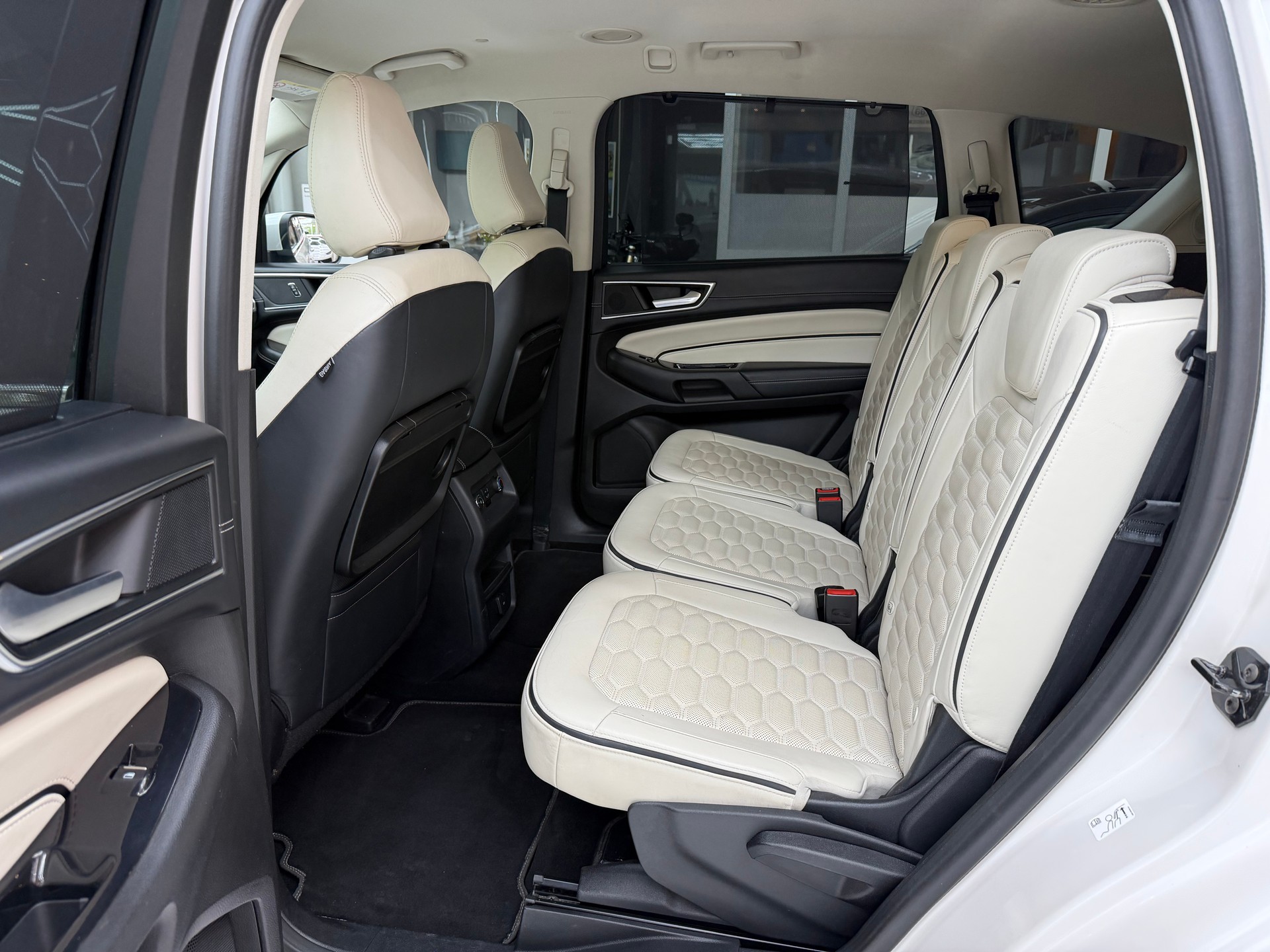FORD S-Max 2.0 TDCi 180 Vignale FPS 4x4-image-15