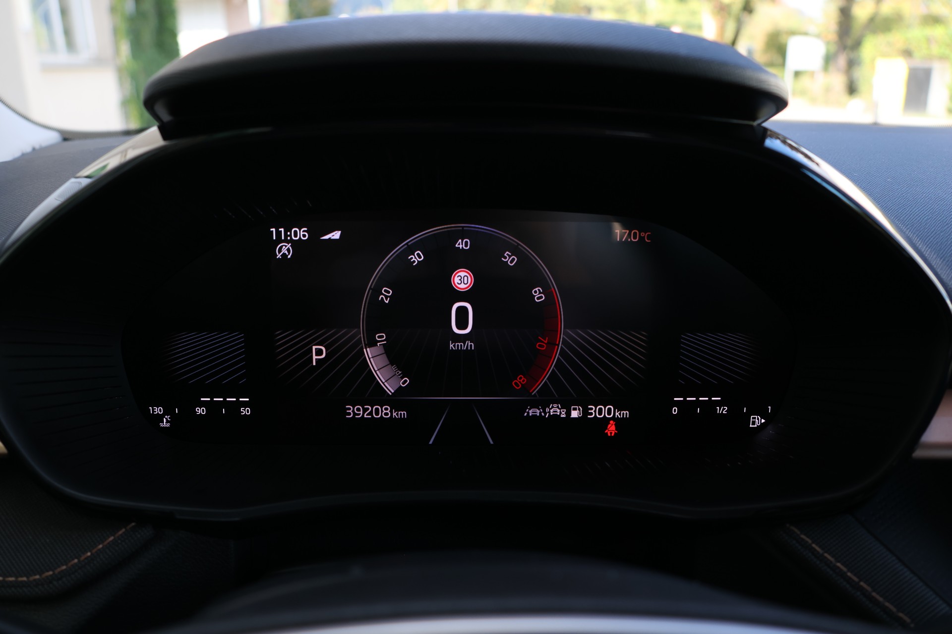 SKODA Fabia 1.5 TSI Selection DSG-image-24