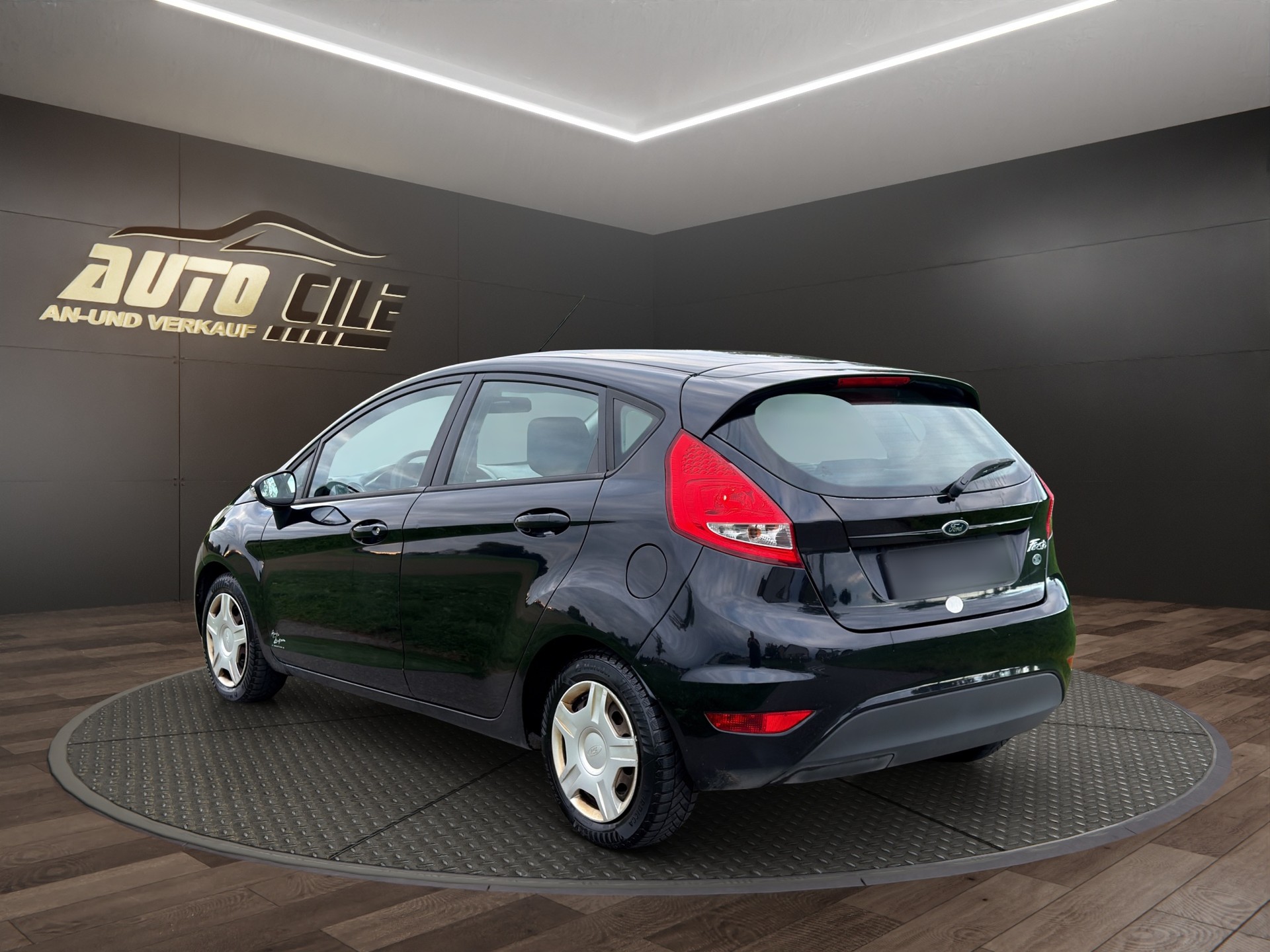 FORD Fiesta 1.25 16V Titanium-image-5