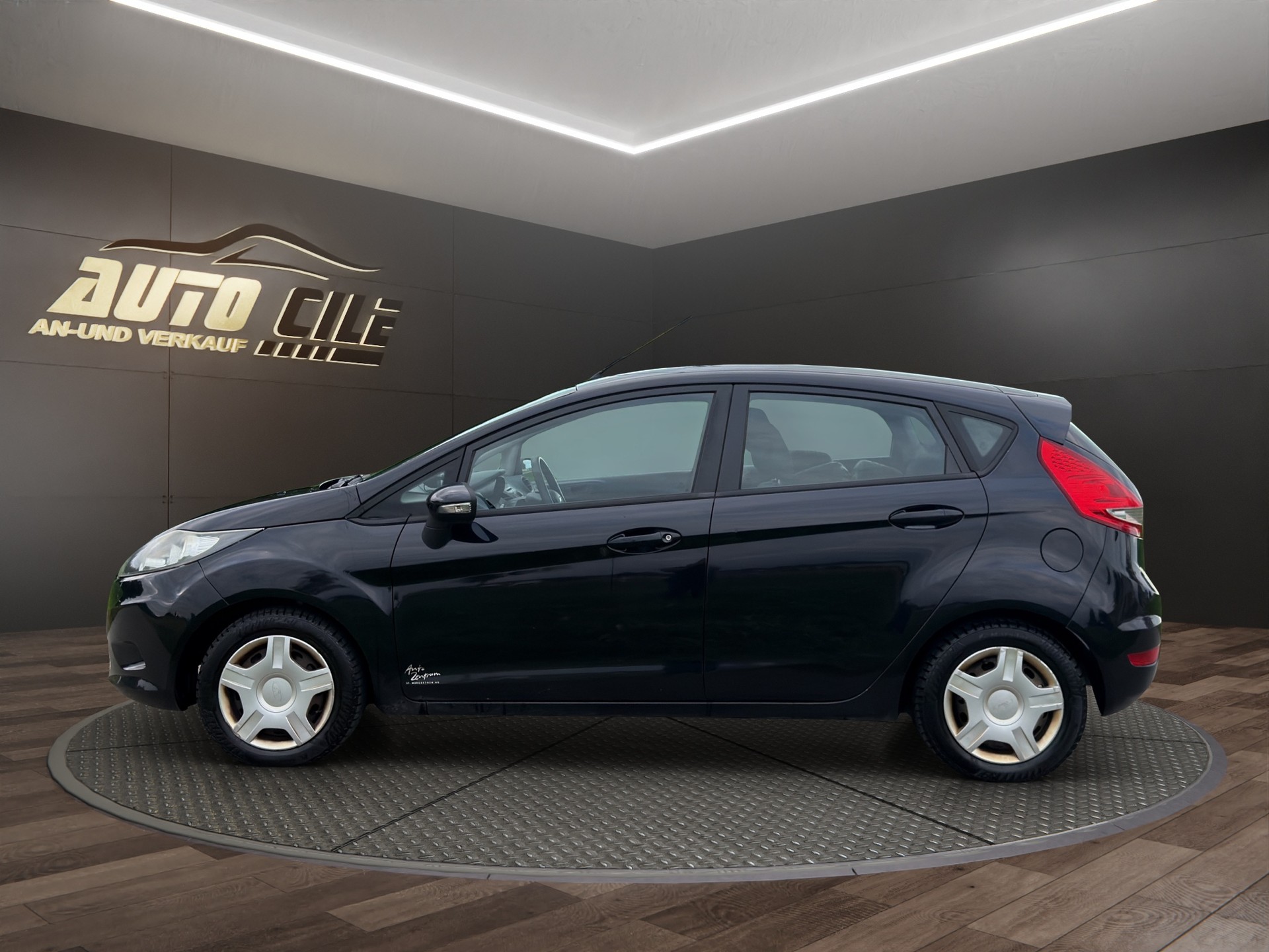 FORD Fiesta 1.25 16V Titanium-image-3